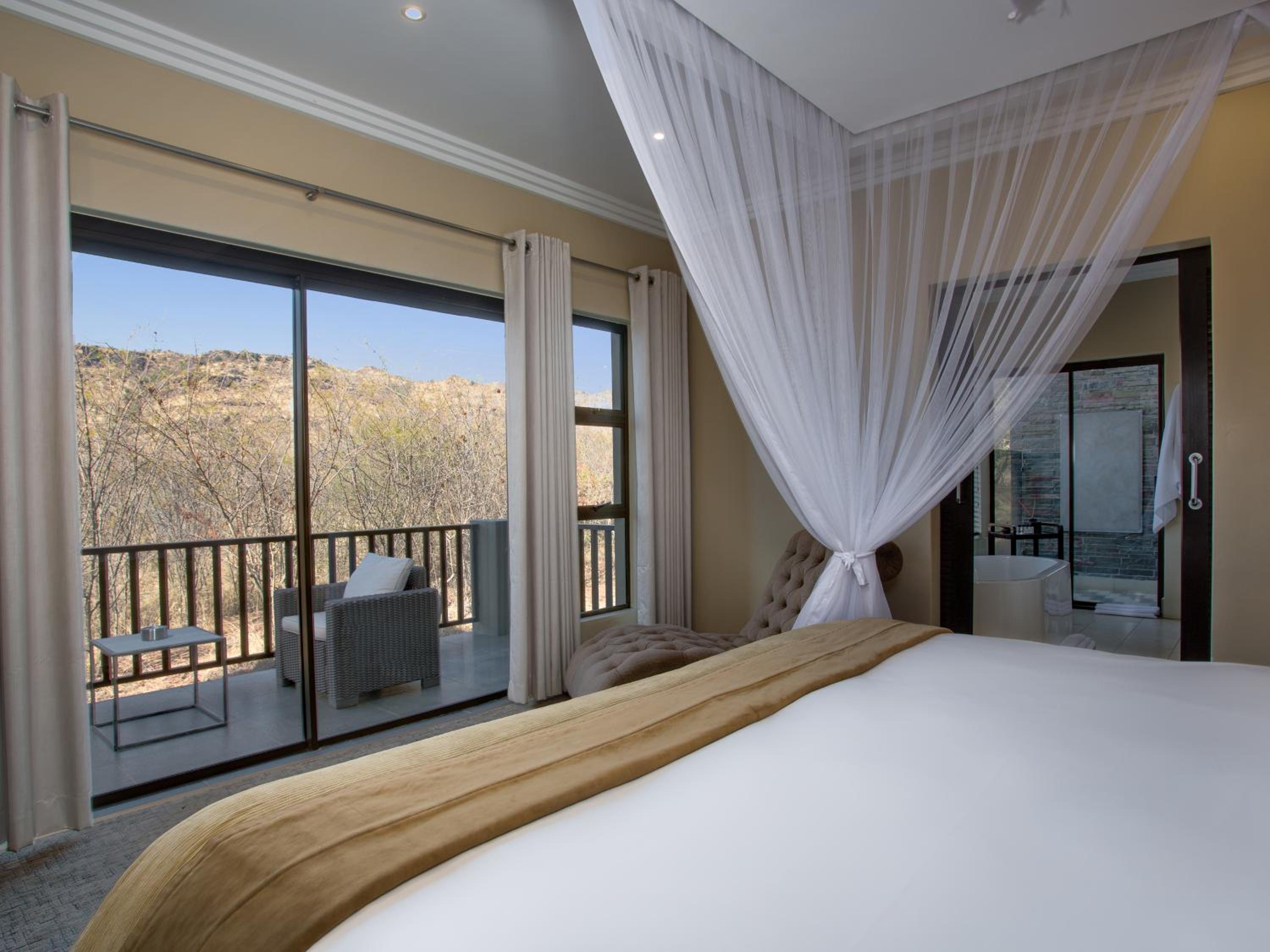 Standard Double or Twin Room - Photo 3