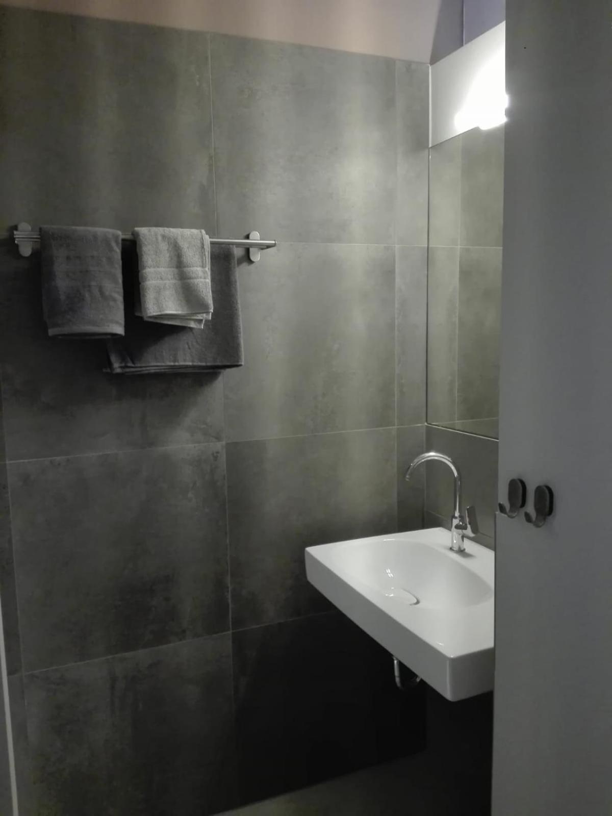 Double Room - Disability Access photo 3