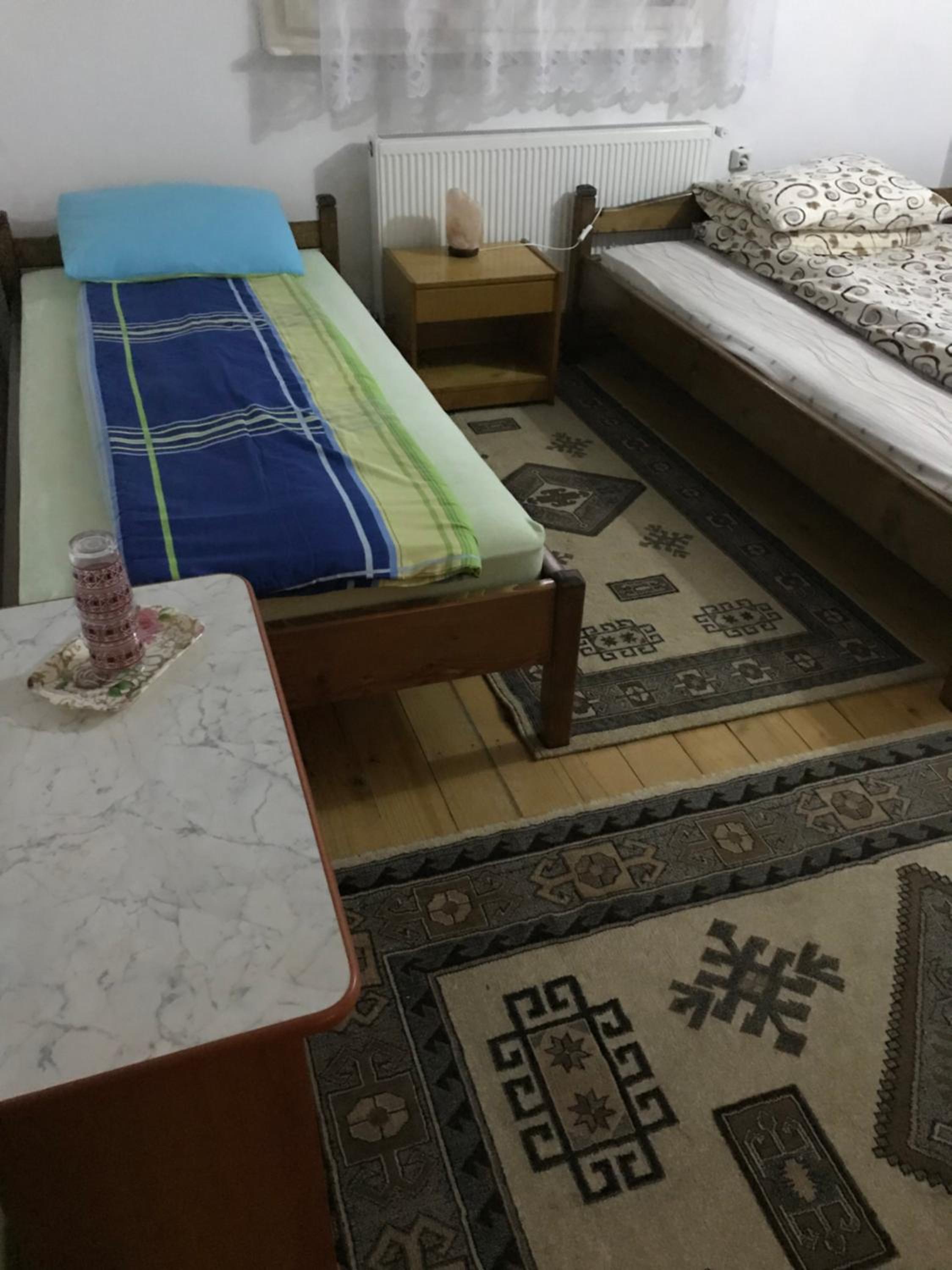 Standard Double Room with Shared Bathroom photo 2