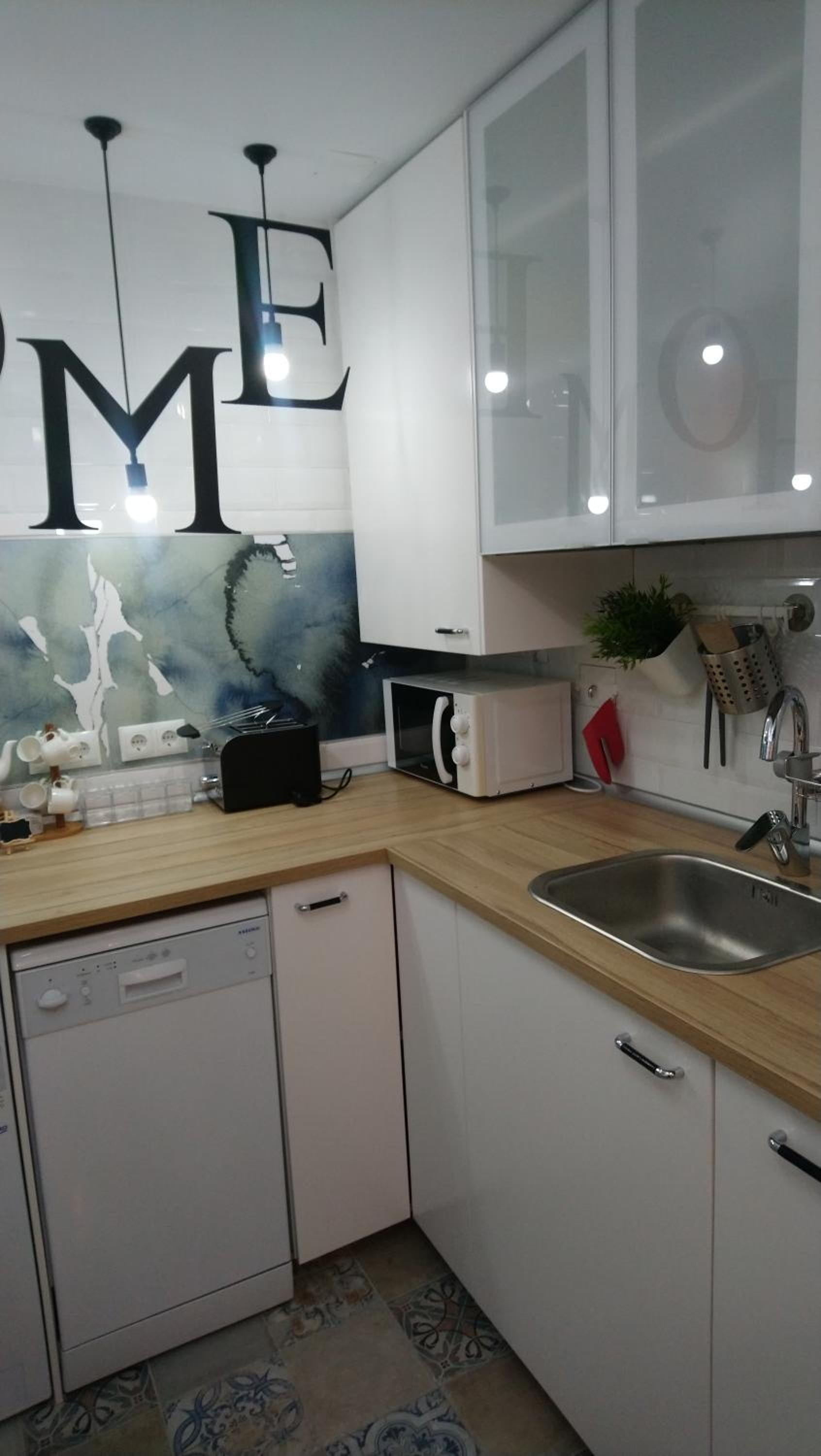 Three-Bedroom Apartment - Photo 24