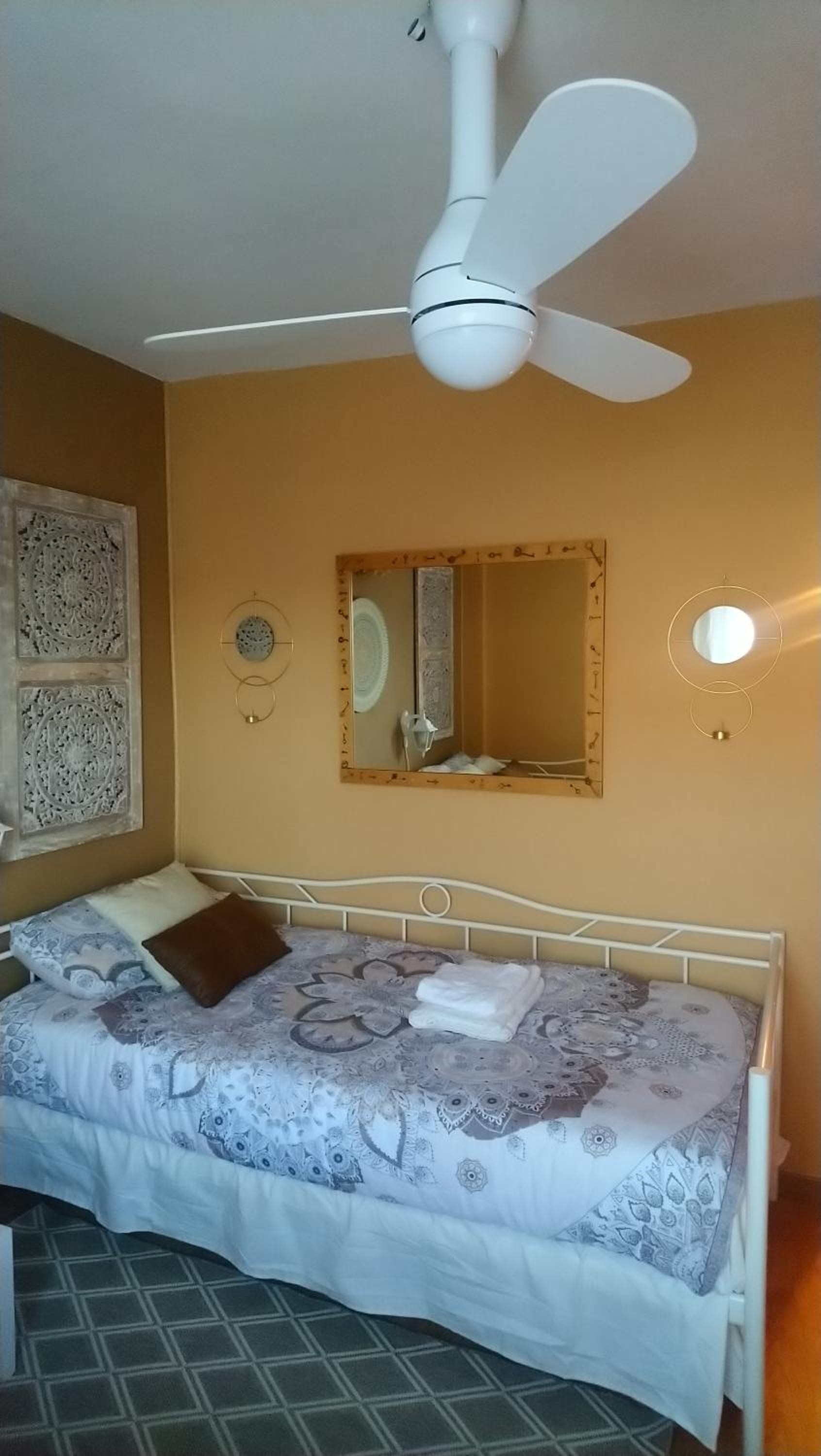 Three-Bedroom Apartment - Photo 36