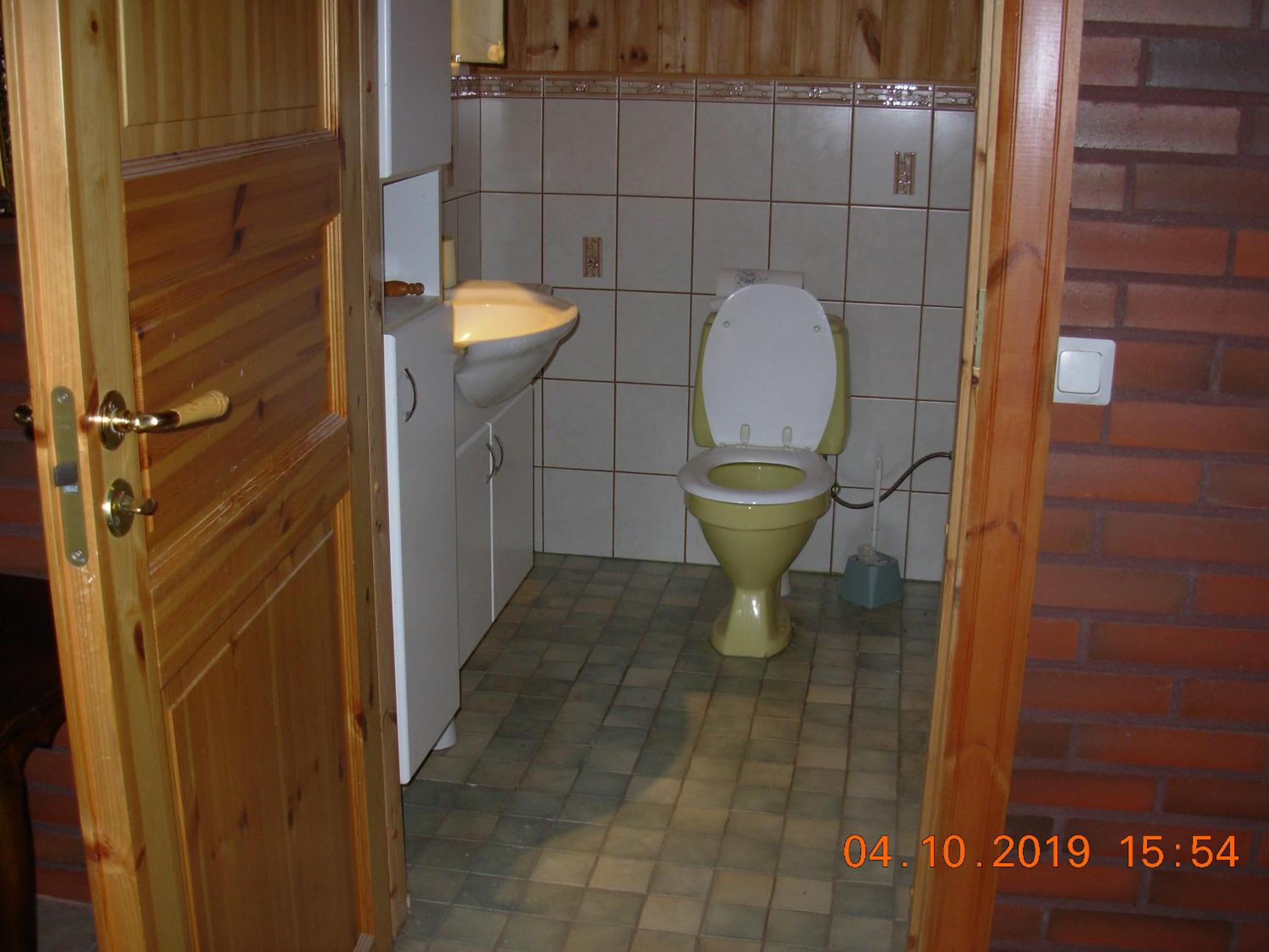Two-Bedroom Apartment - Photo 3