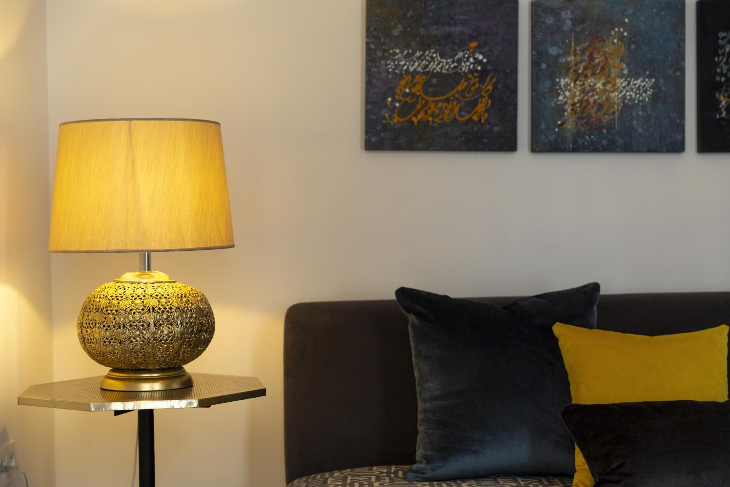 Deluxe King Suite photo 3