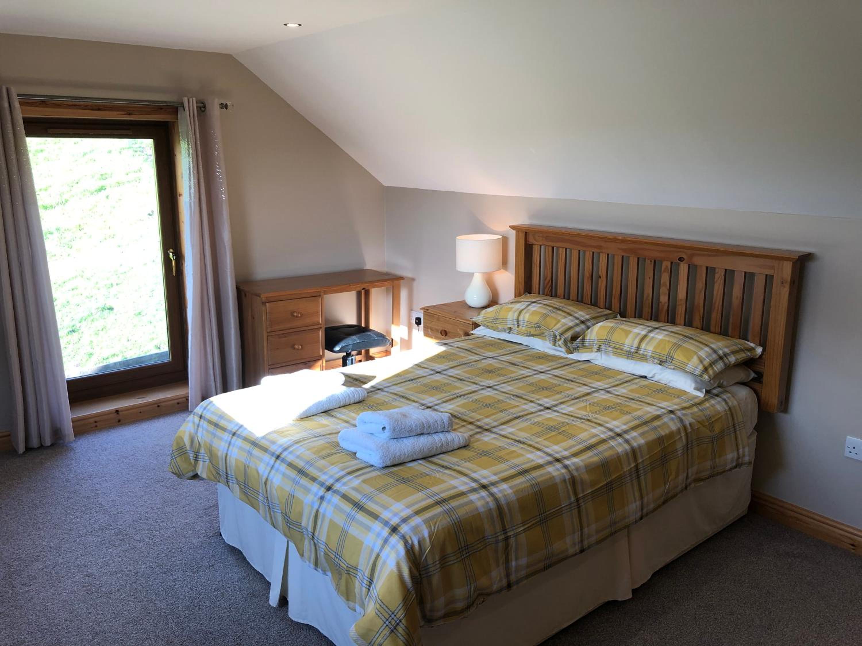 Four-Bedroom House photo 2