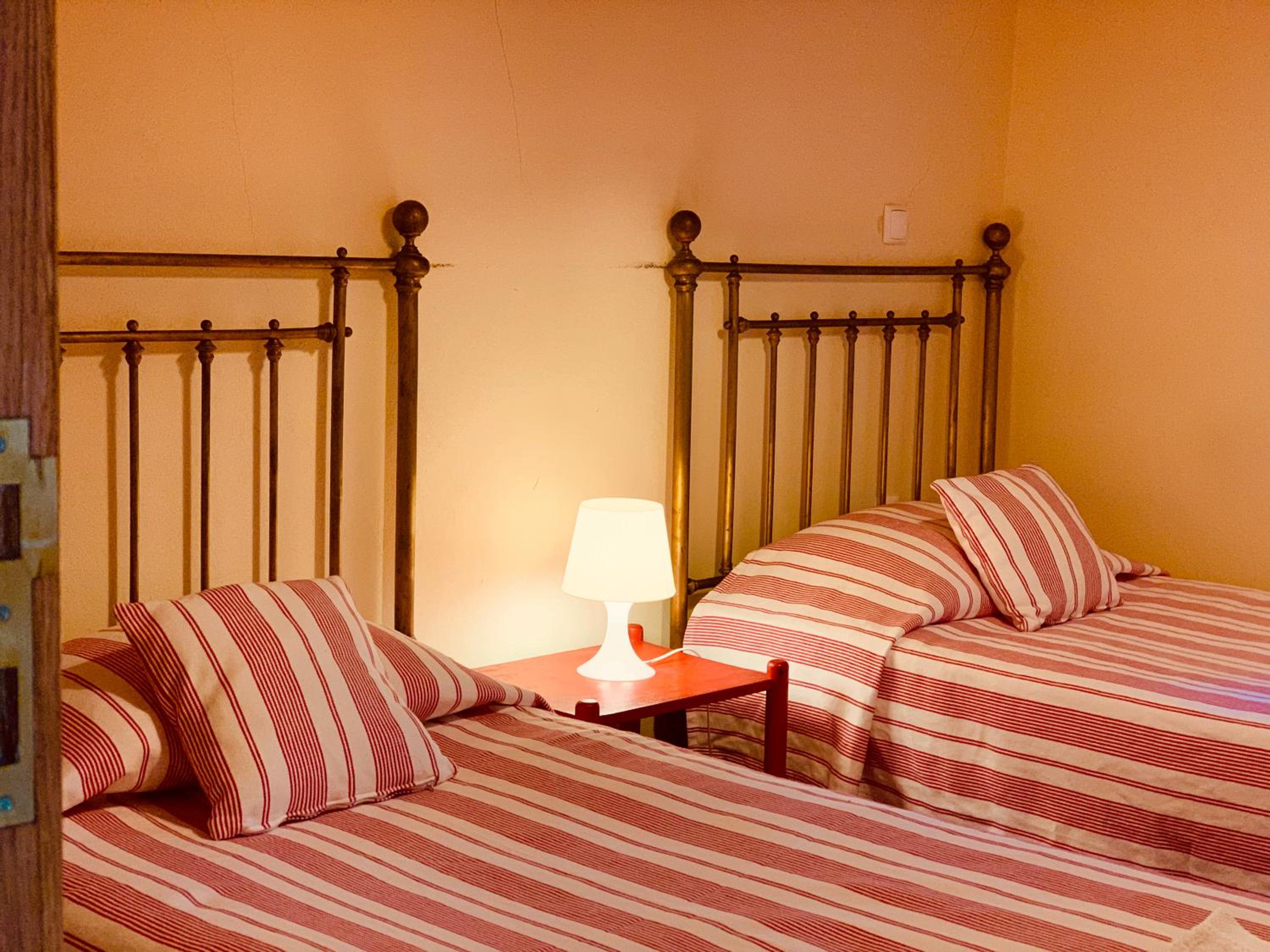Two-Bedroom Apartment - Photo 2