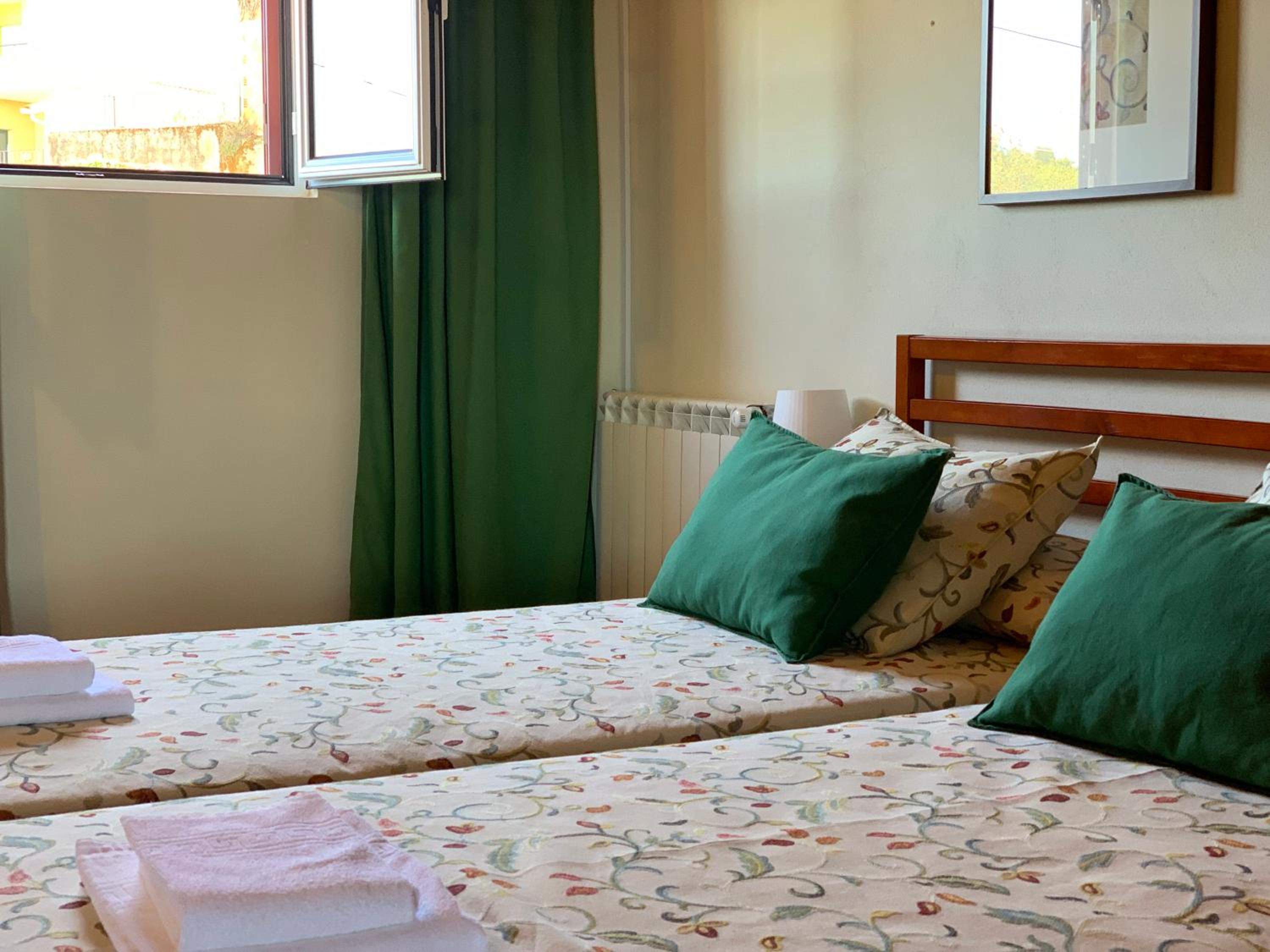 Standard Double or Twin Room - Photo 1