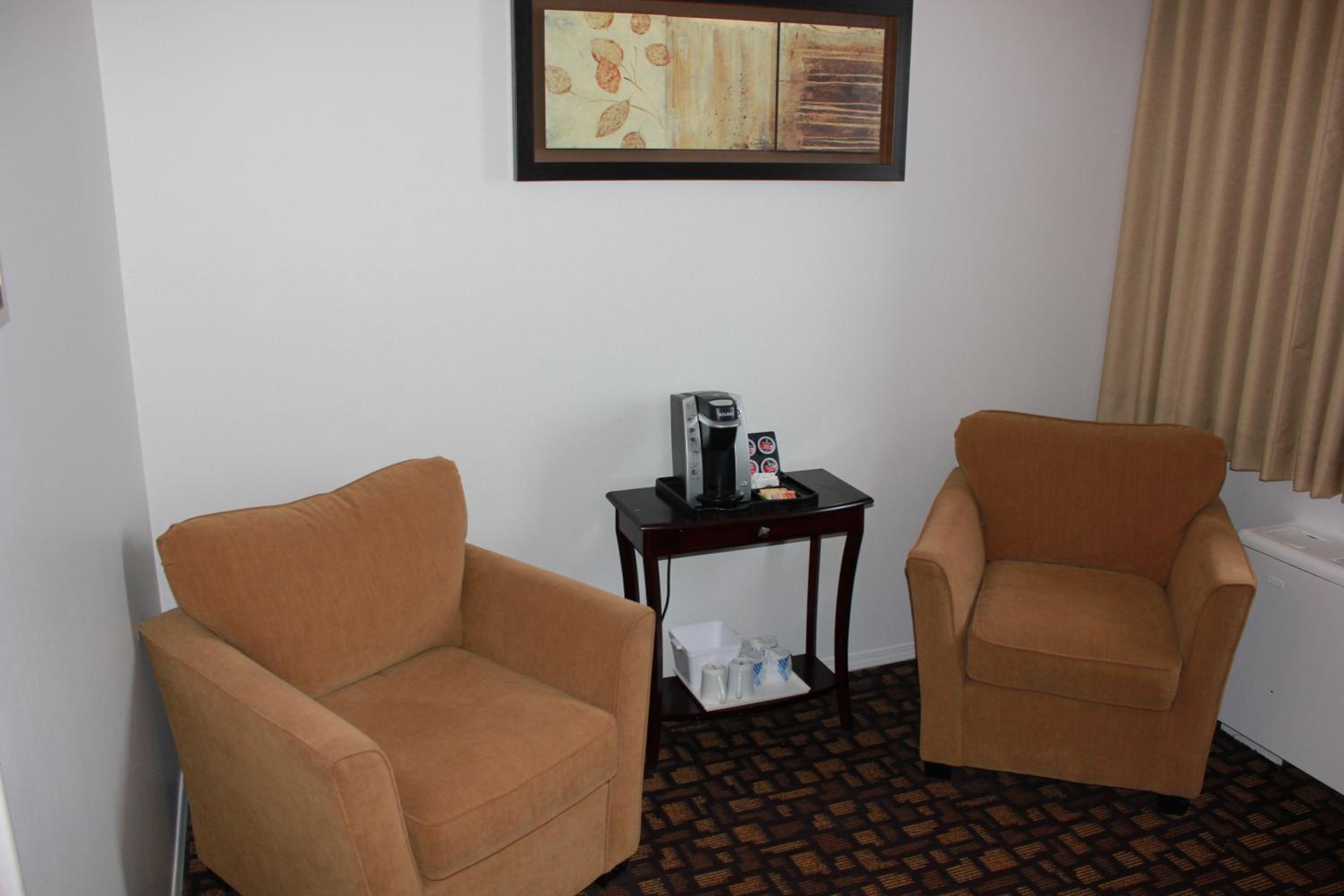 Superior King Suite