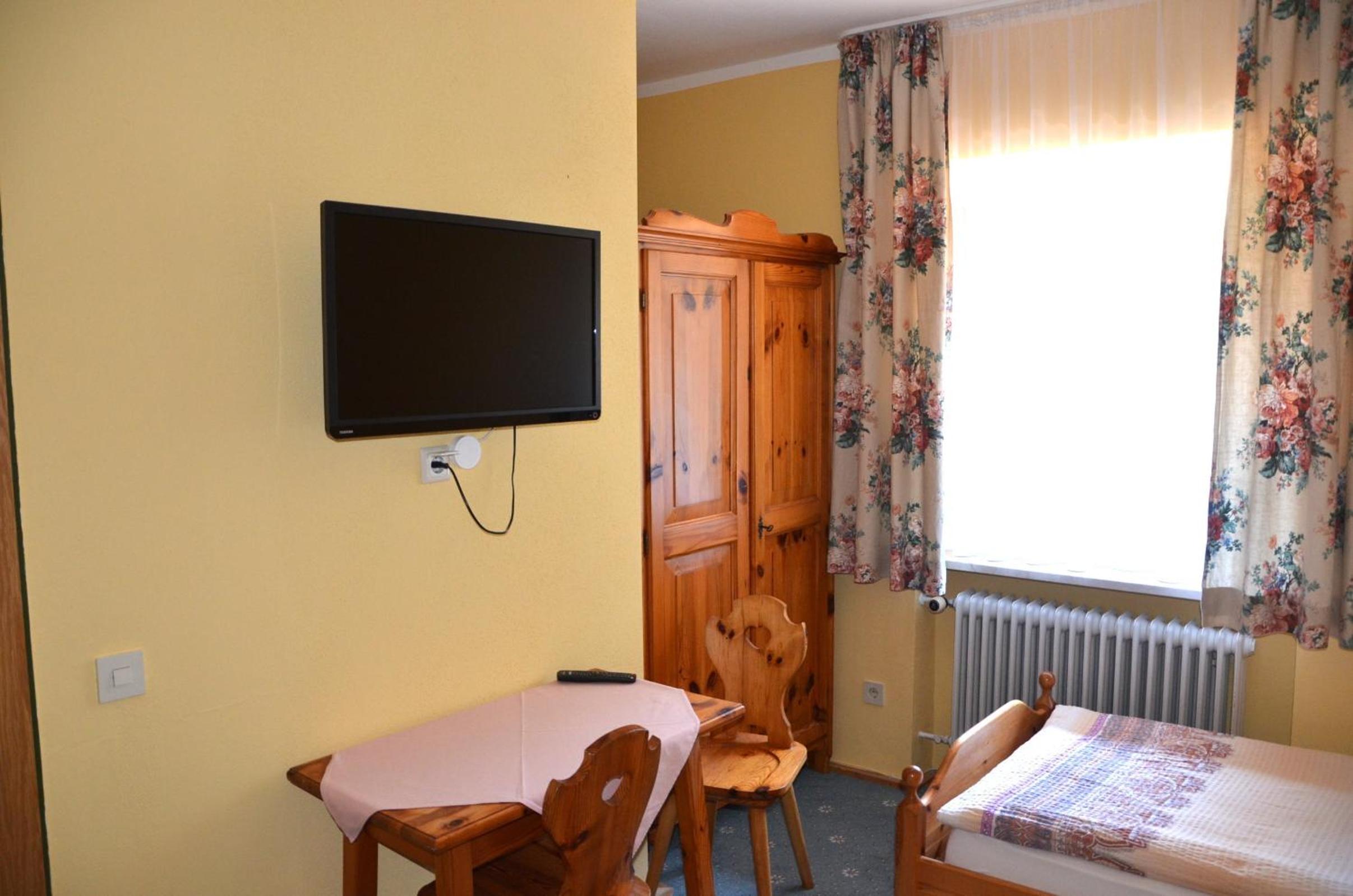 Single Room photo 2