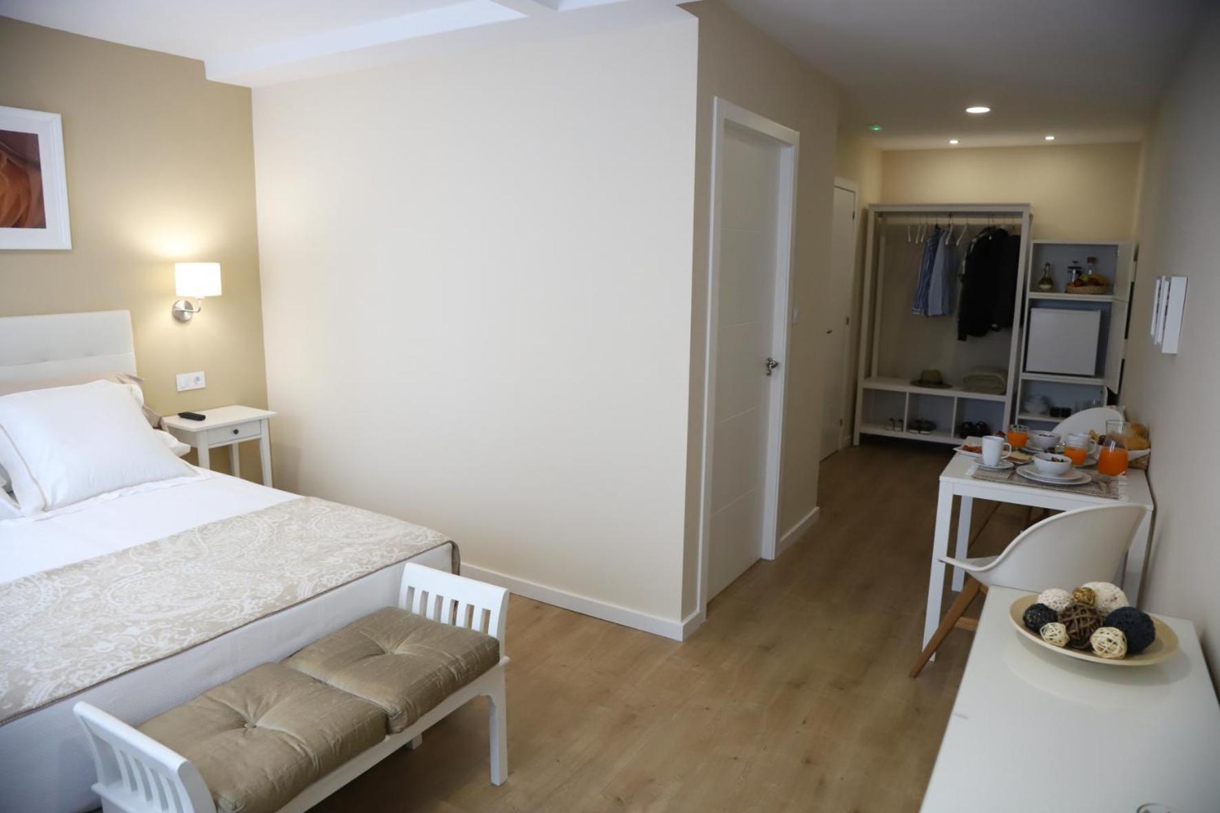 Deluxe Double Room photo 2