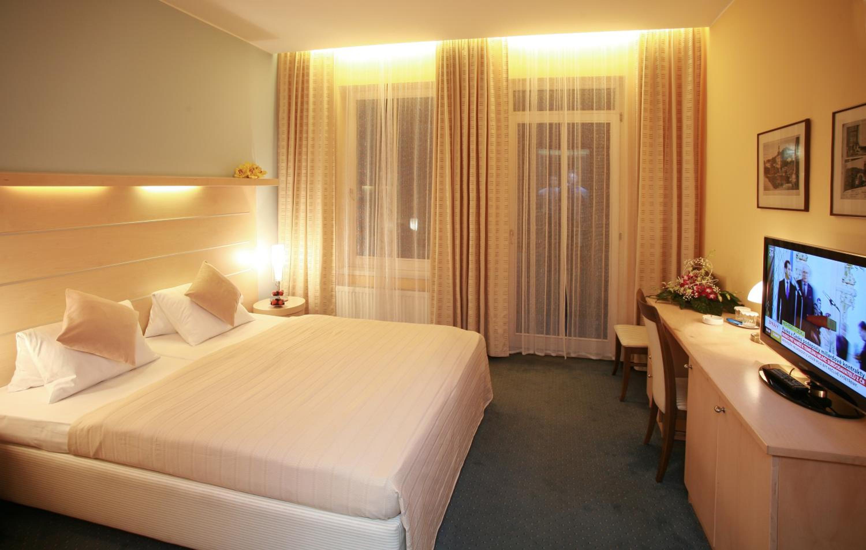 Double Room - Photo 1