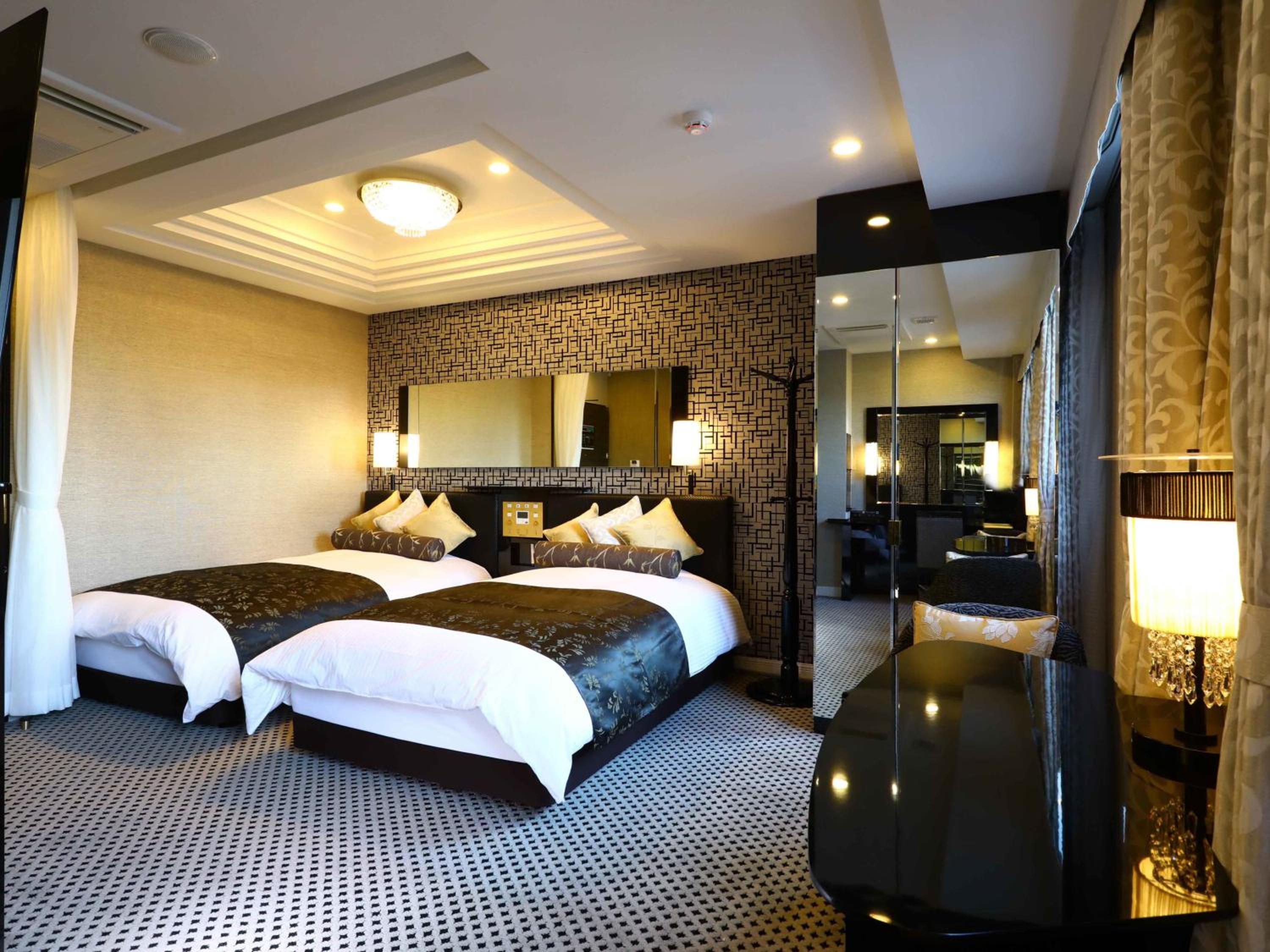 Deluxe Twin Room - Non-Smoking - Photo 2