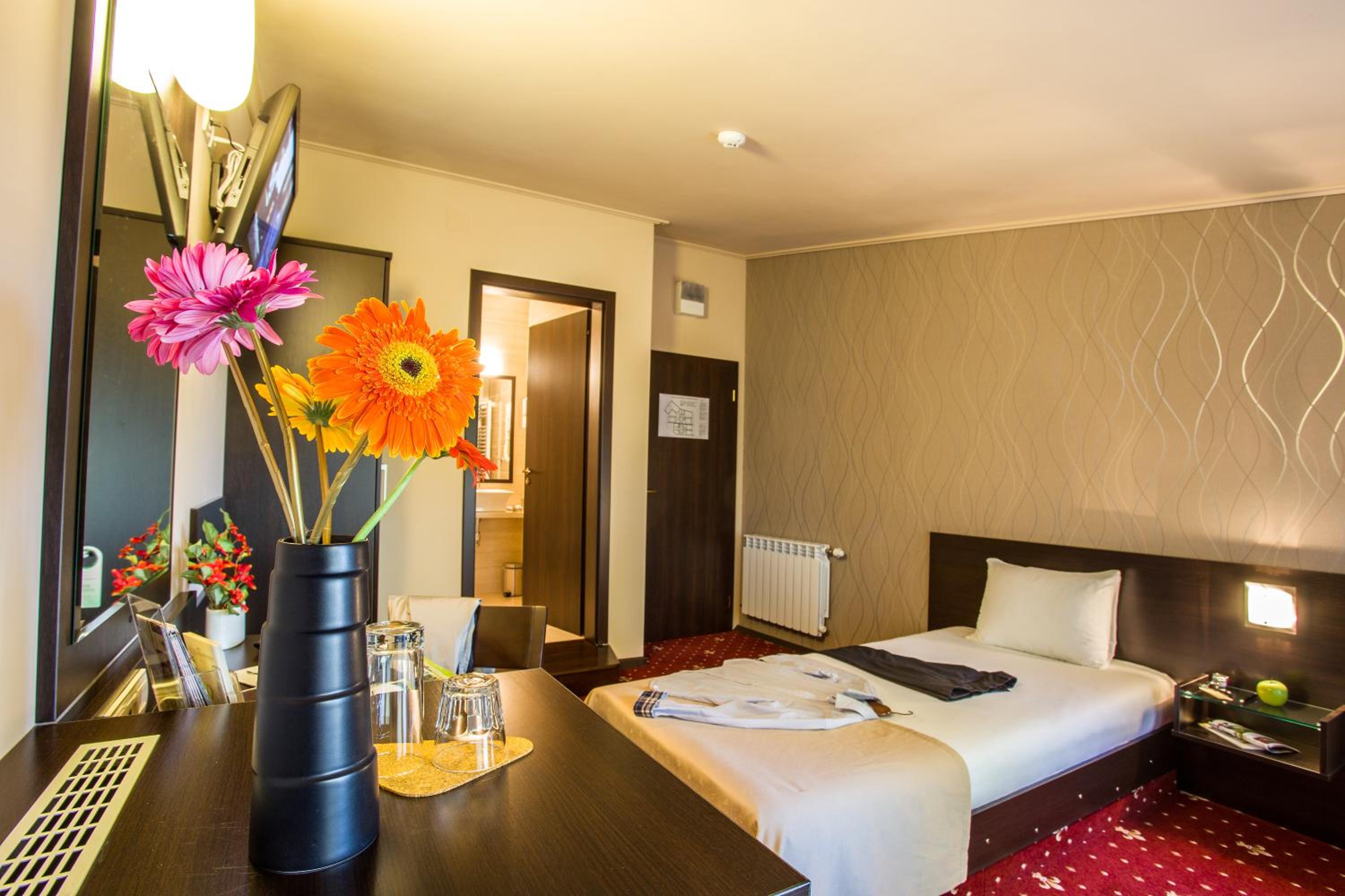 Single Room with Balcony photo 1
