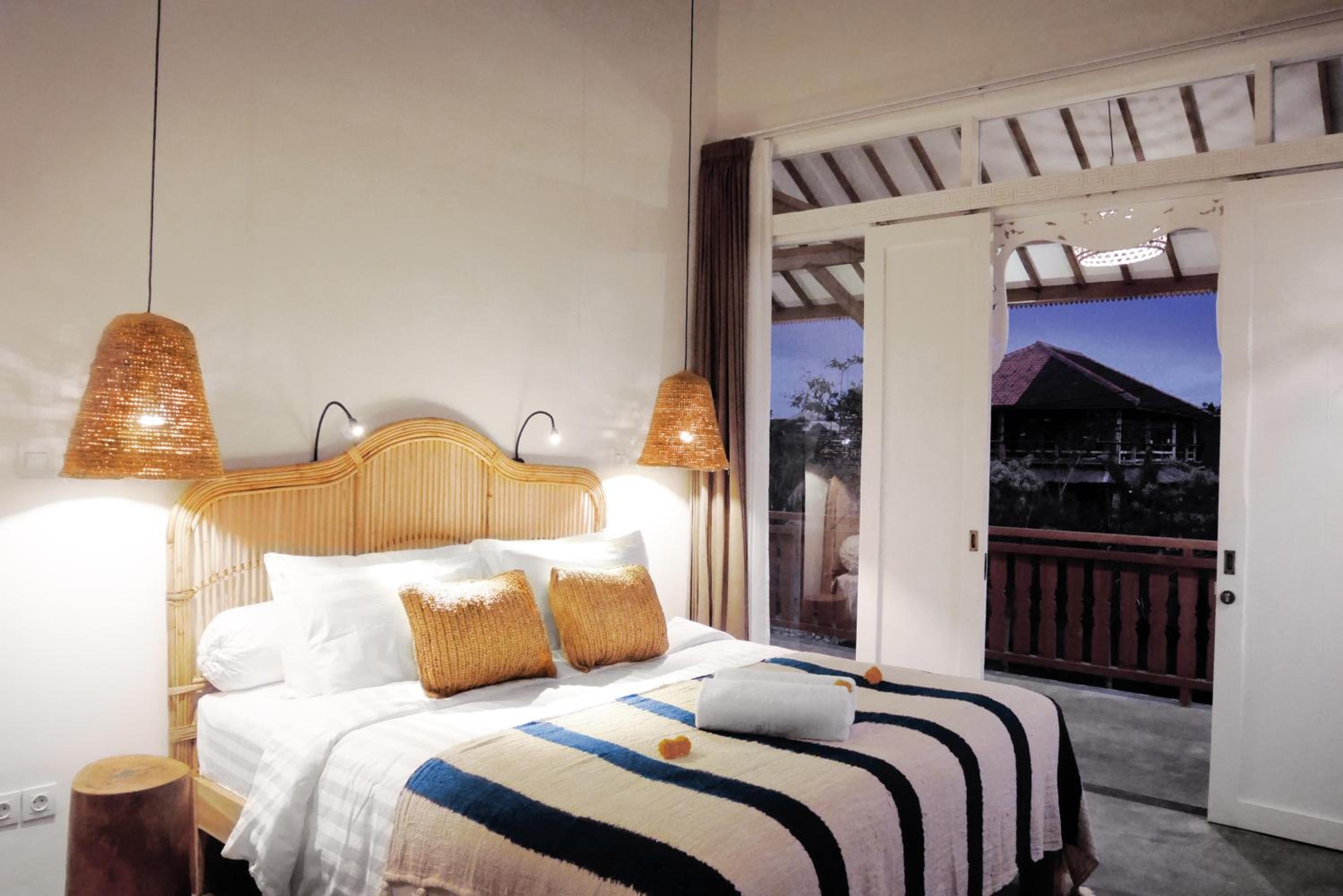 Deluxe King Suite