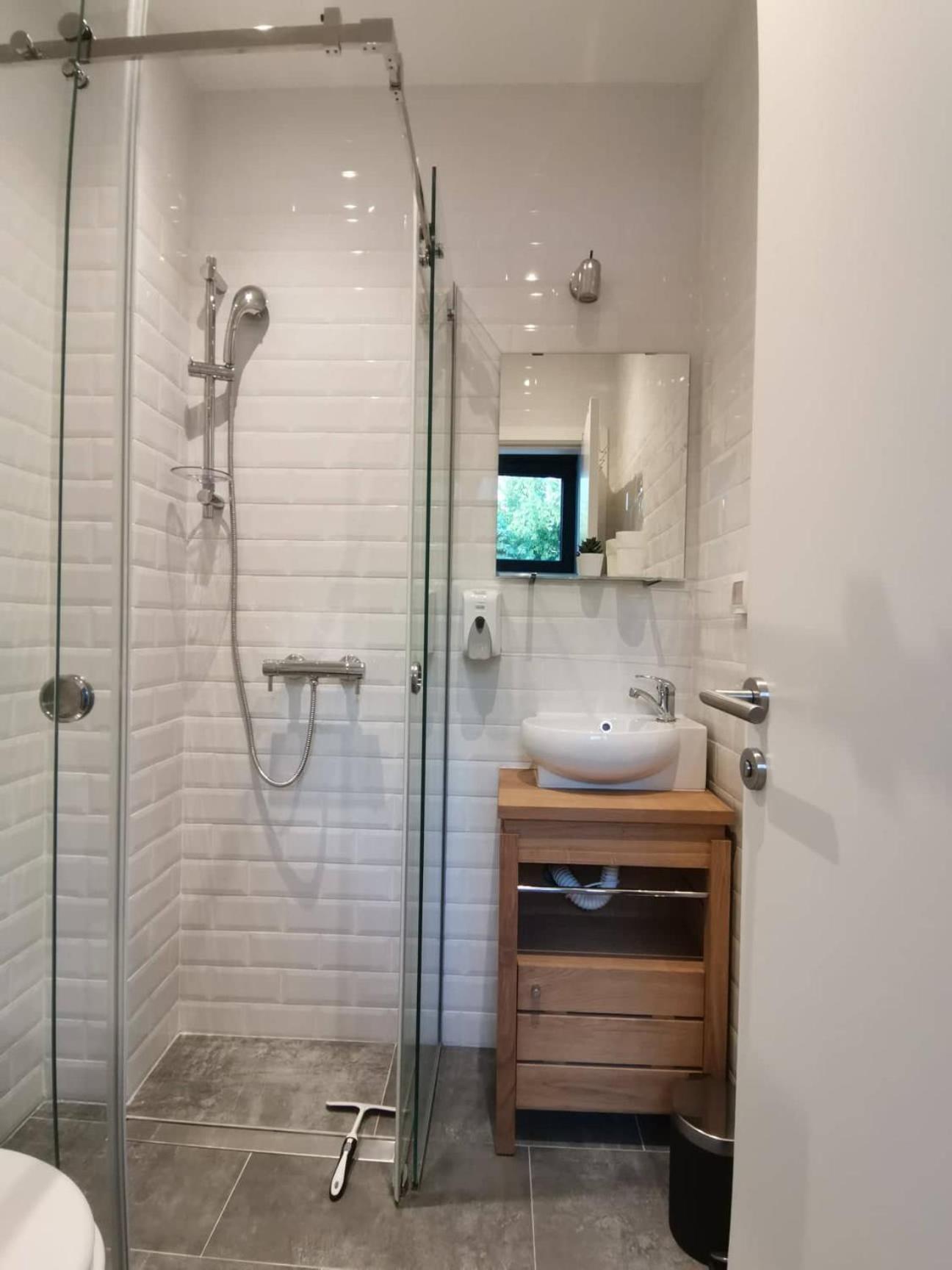 Deluxe Double or Twin Room - Photo 6