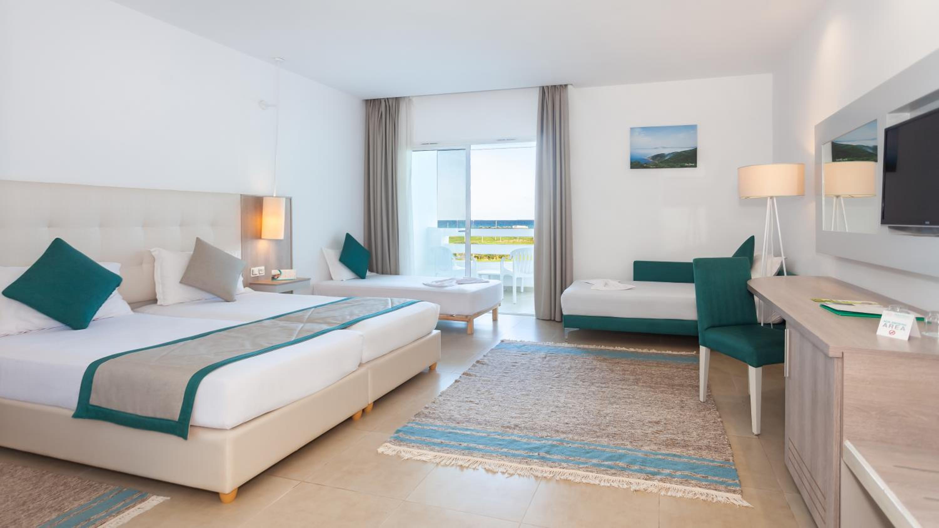 Quadruple Room with Sea View