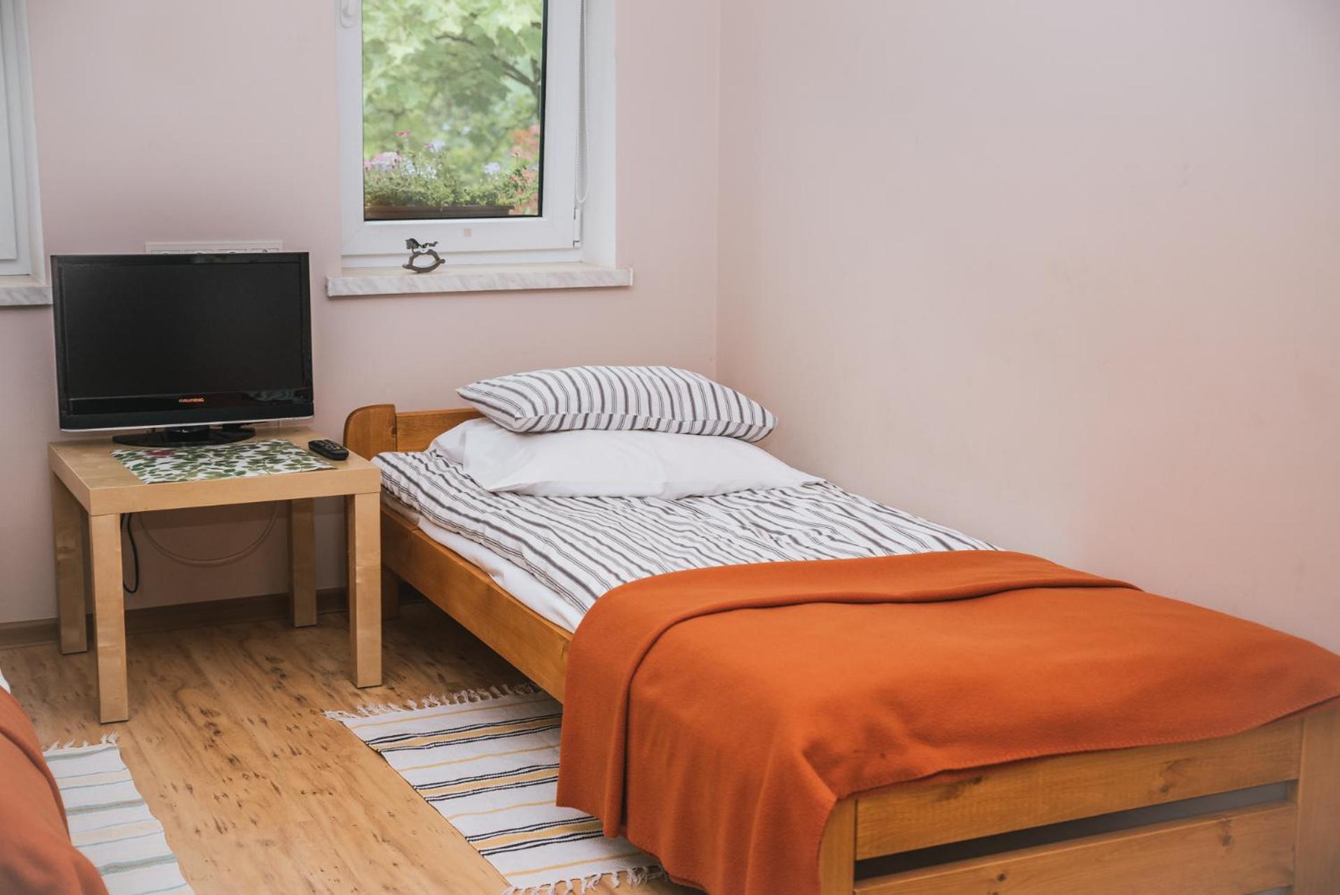 Double Room - Photo 6