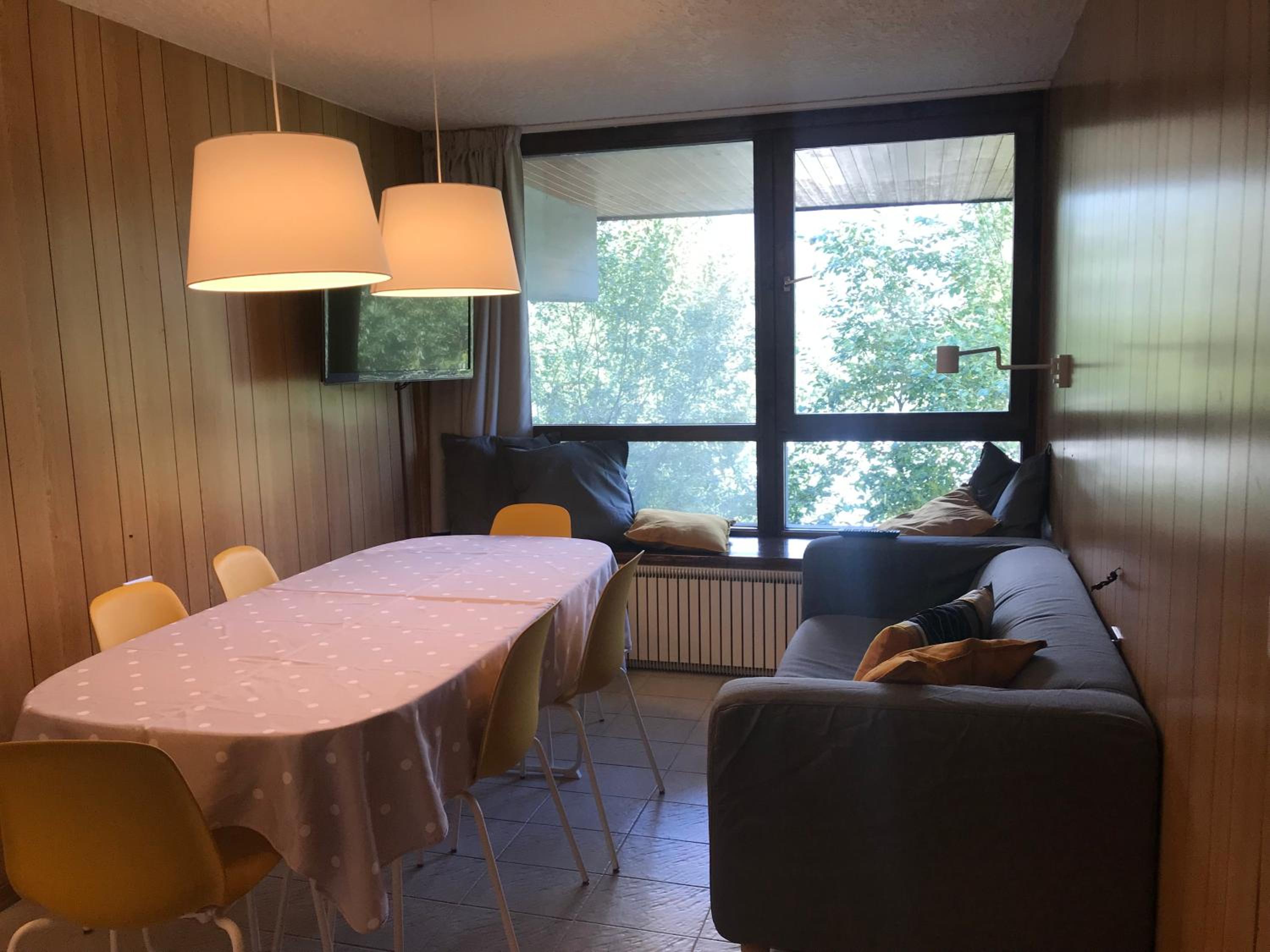 Two-Bedroom Apartment photo 2