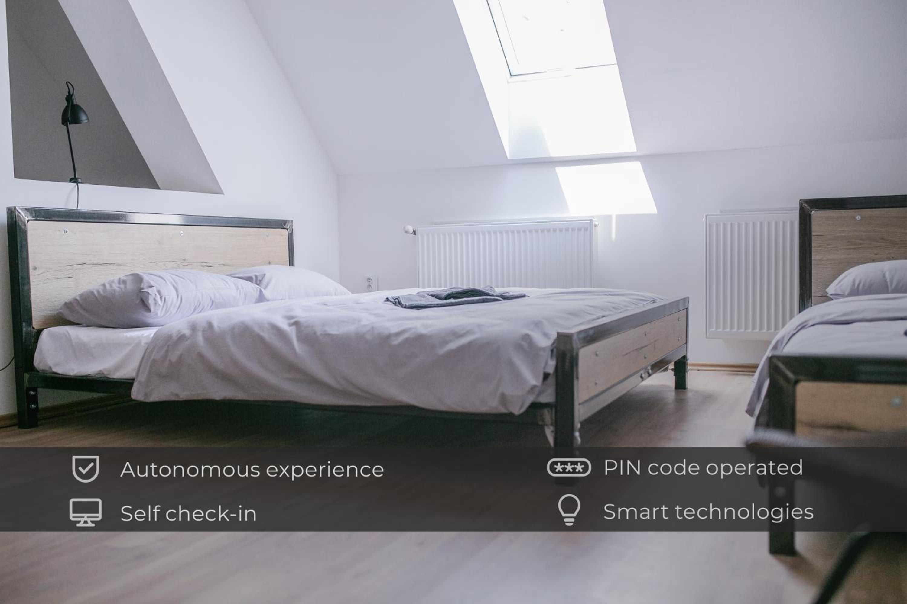 Quadruple Room with Shared Bathroom photo 1