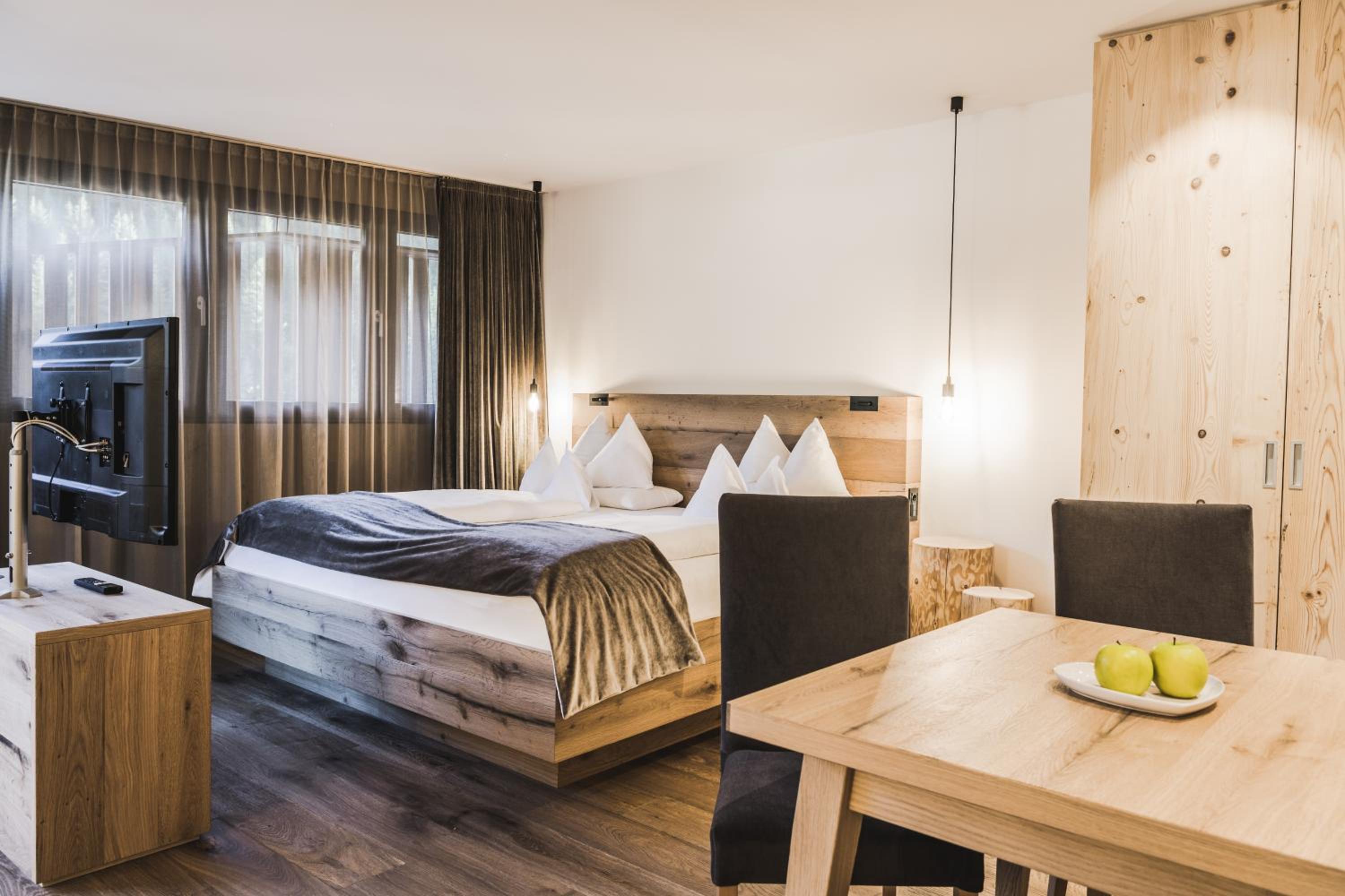 Suite photo 1