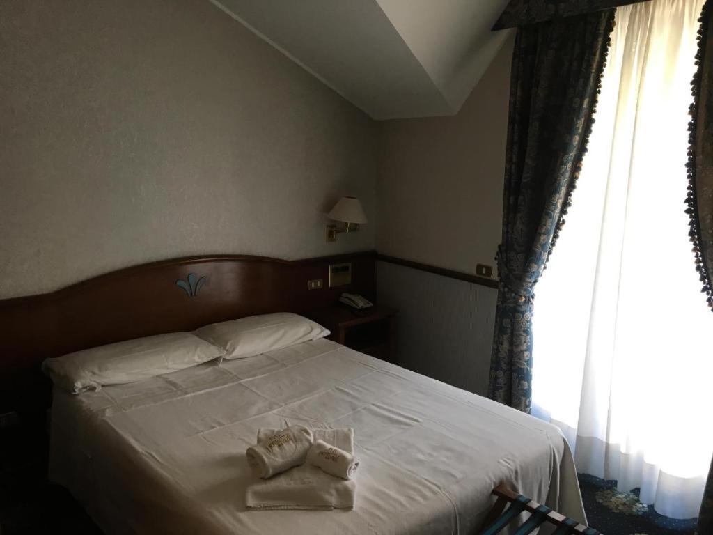 Small Double Room photo 1