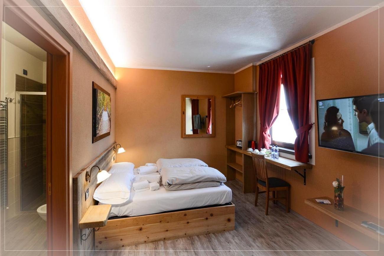 Double Room - Photo 1