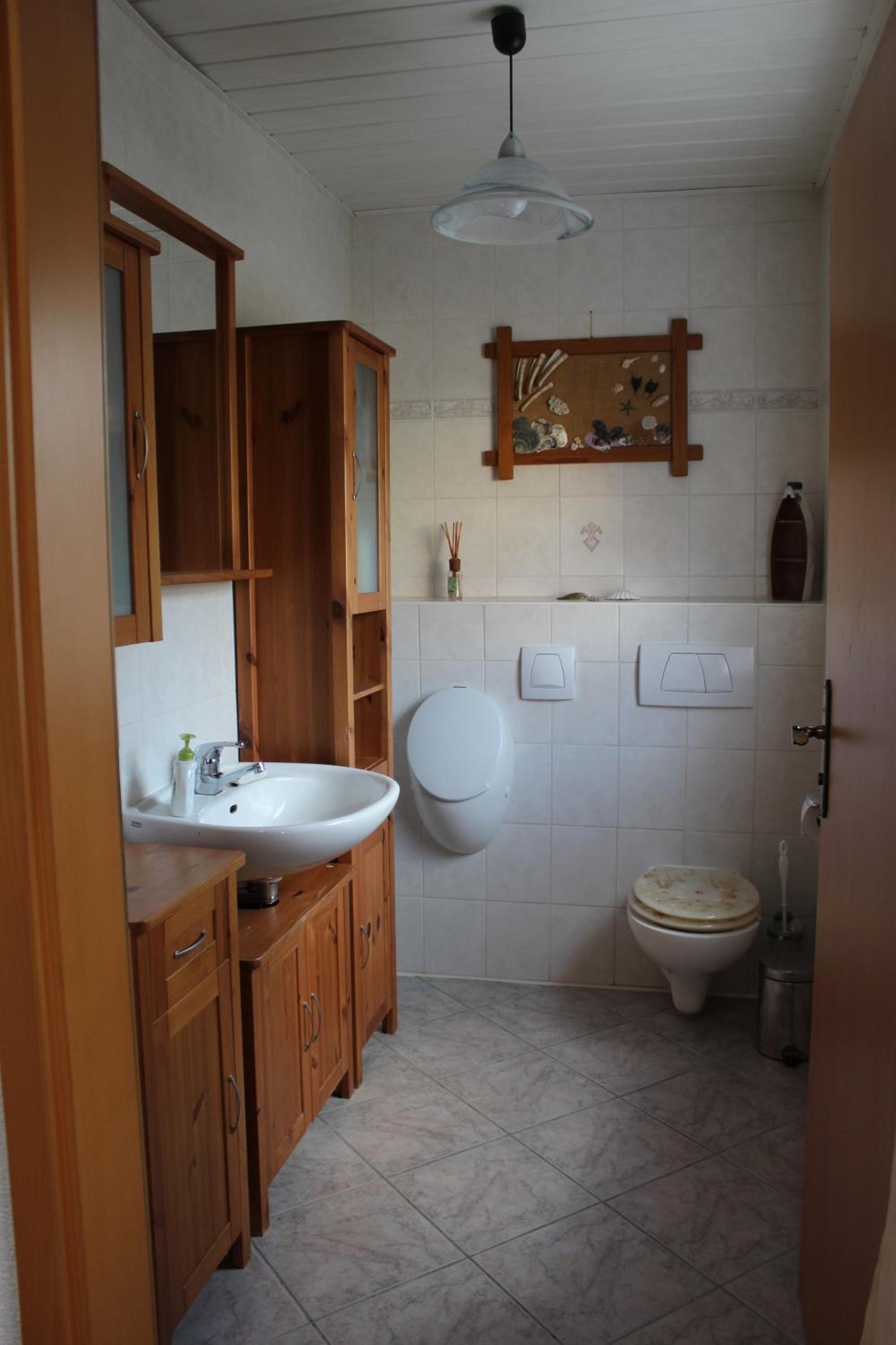 Three-Bedroom House photo 3