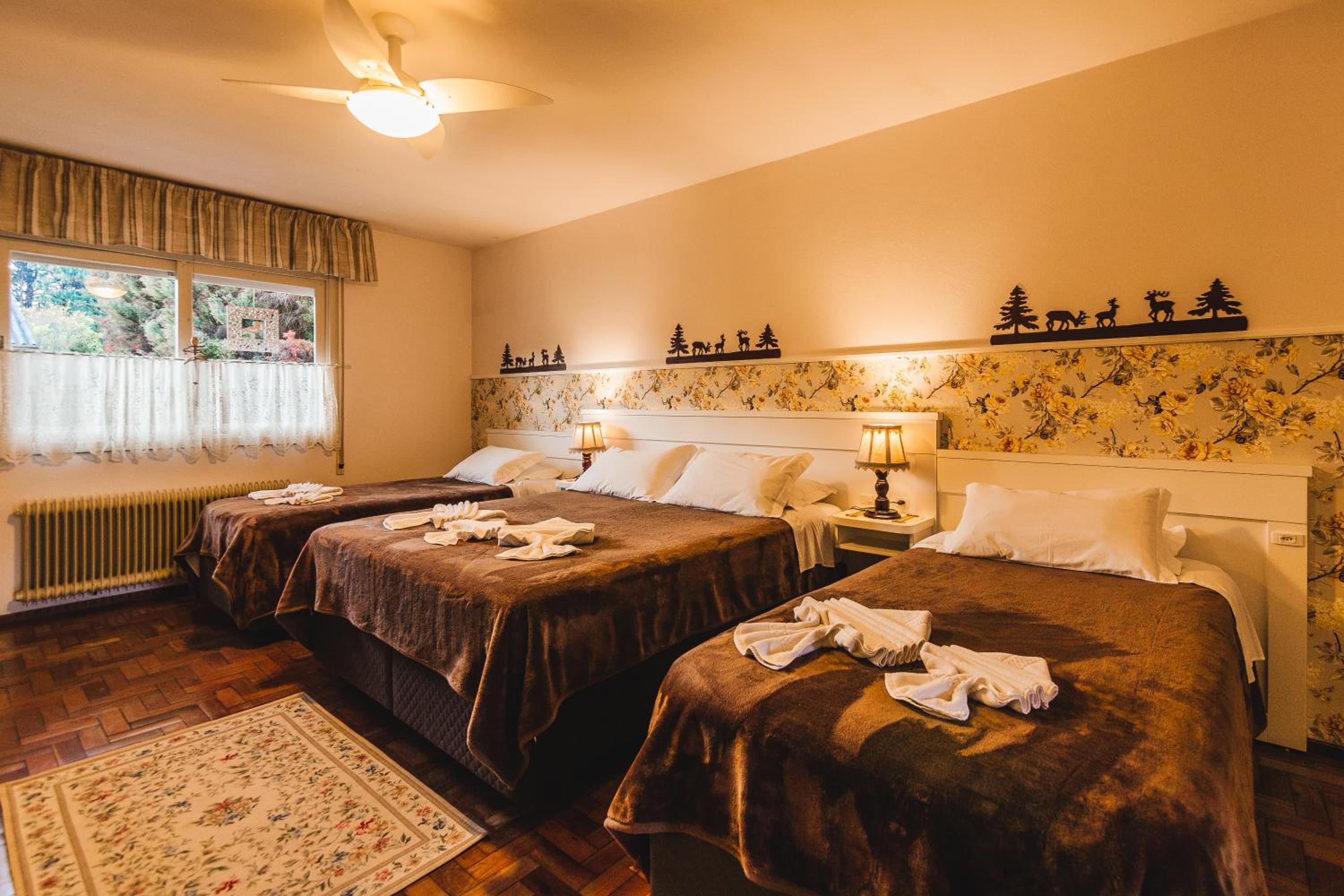 Classic Quadruple Room