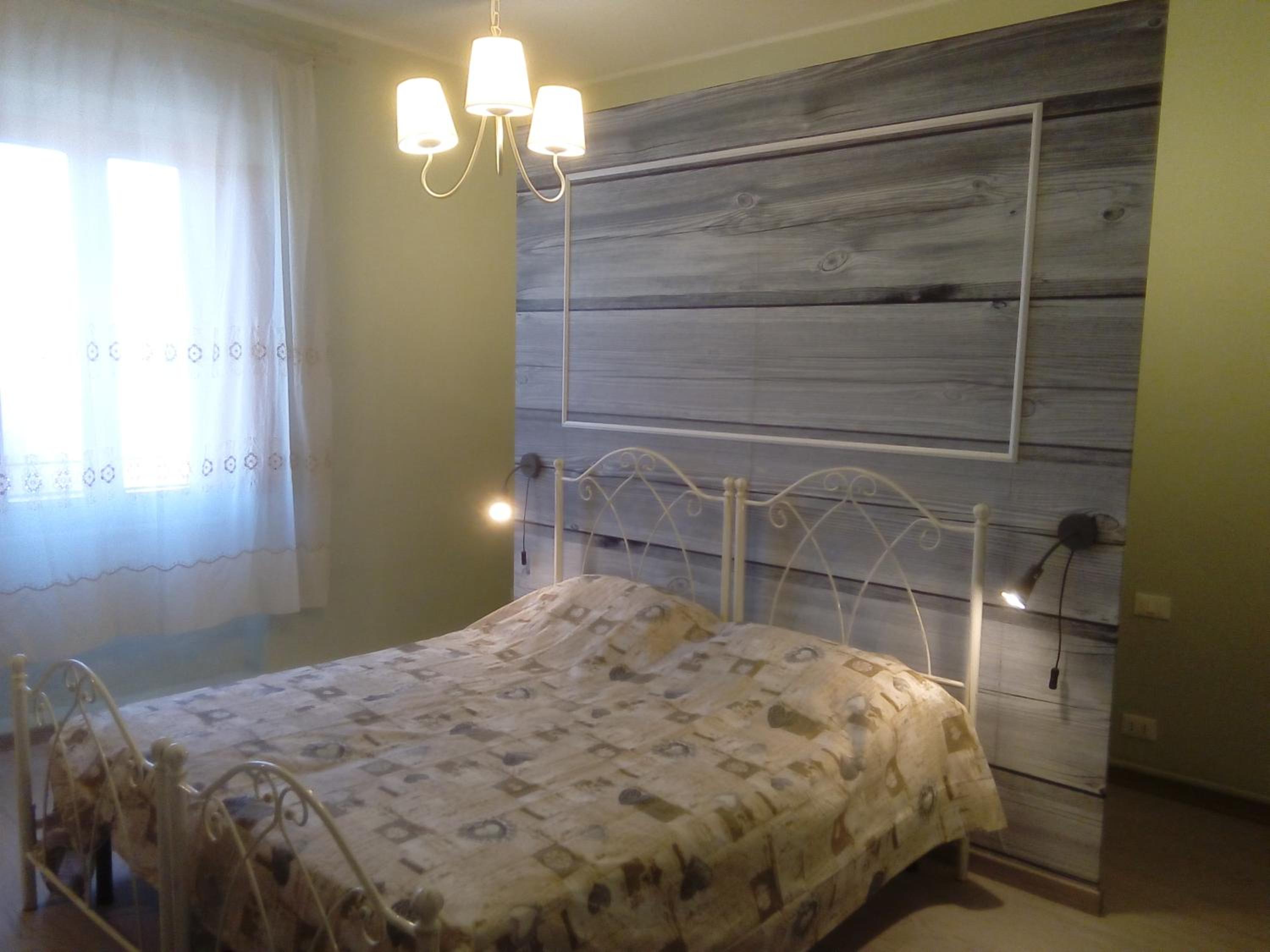Triple Room with Shared Bathroom photo 1
