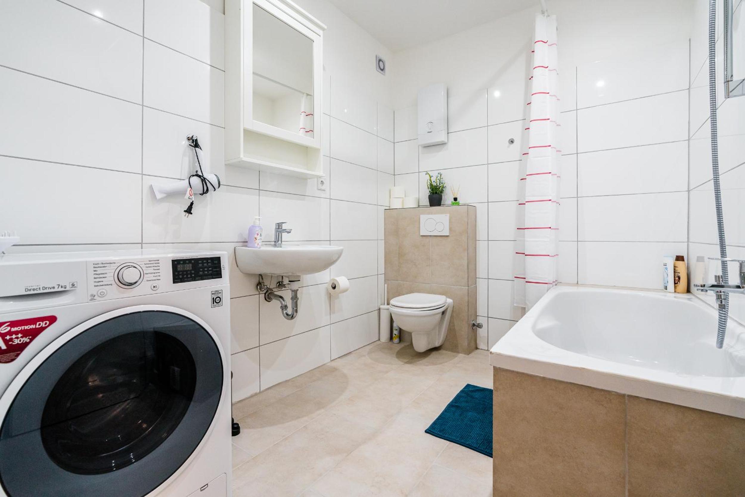 Two-Bedroom Apartment with Terrace photo 2