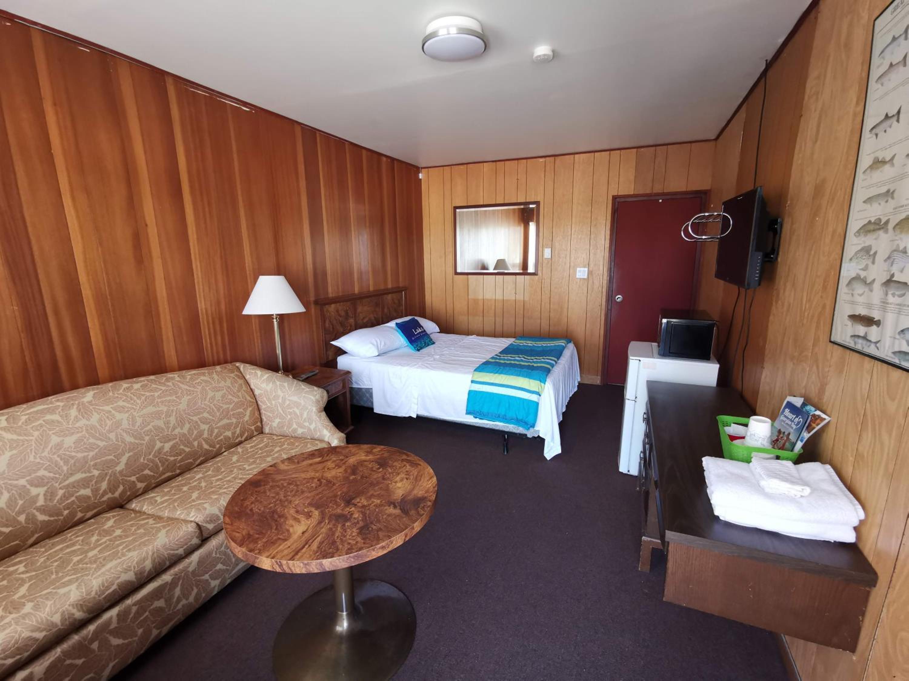 Double Room with Private Bathroom