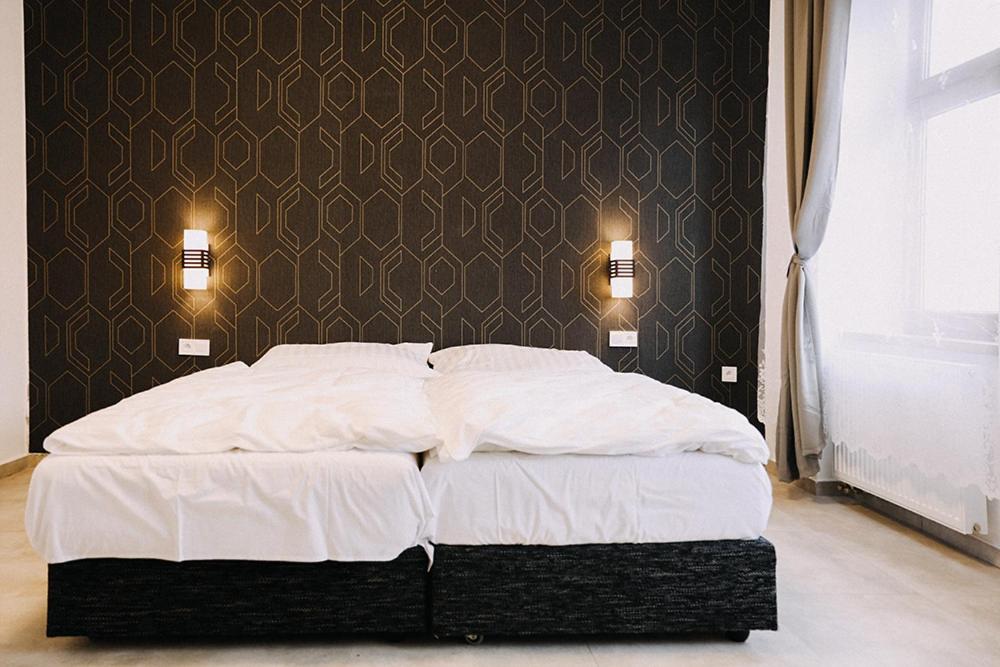 Double or Twin Room with Private Bathroom photo 1