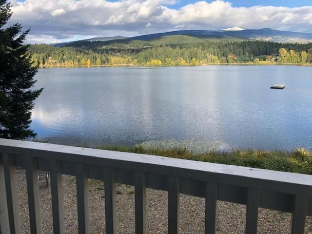 Double Room with Lake View - Photo 6