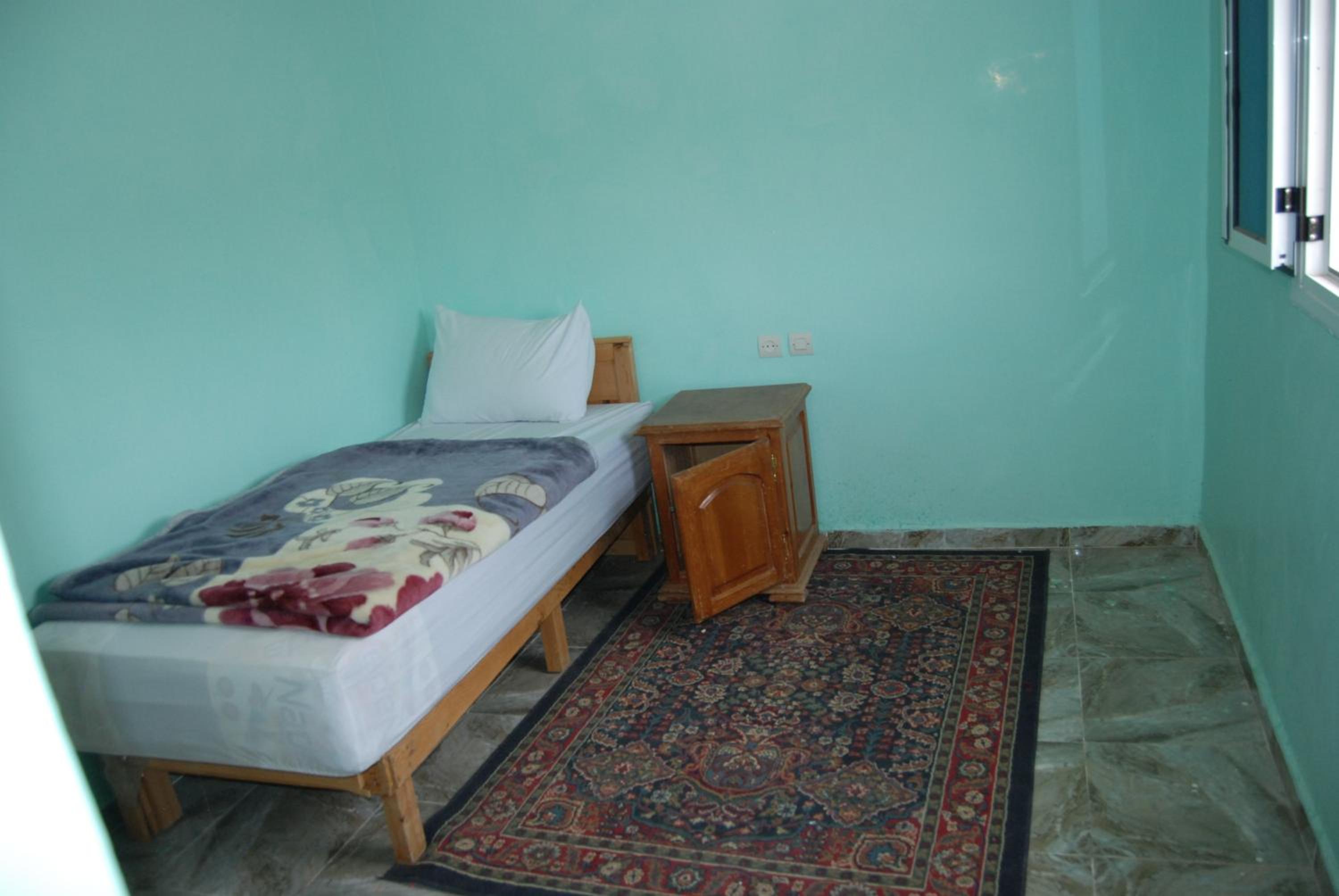 Standard Single Room with Shower photo 3
