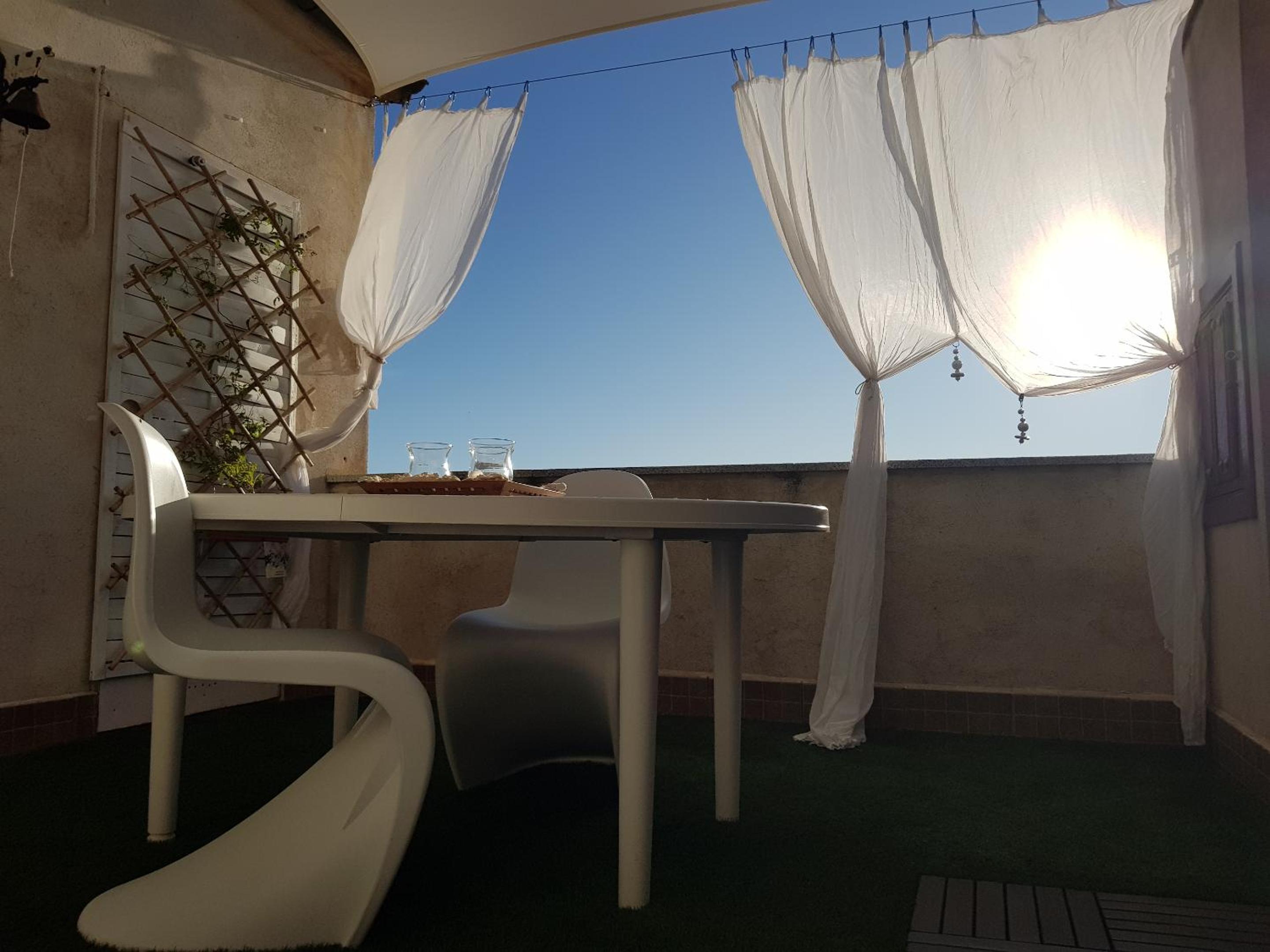 Double Room with Terrace - Photo 12