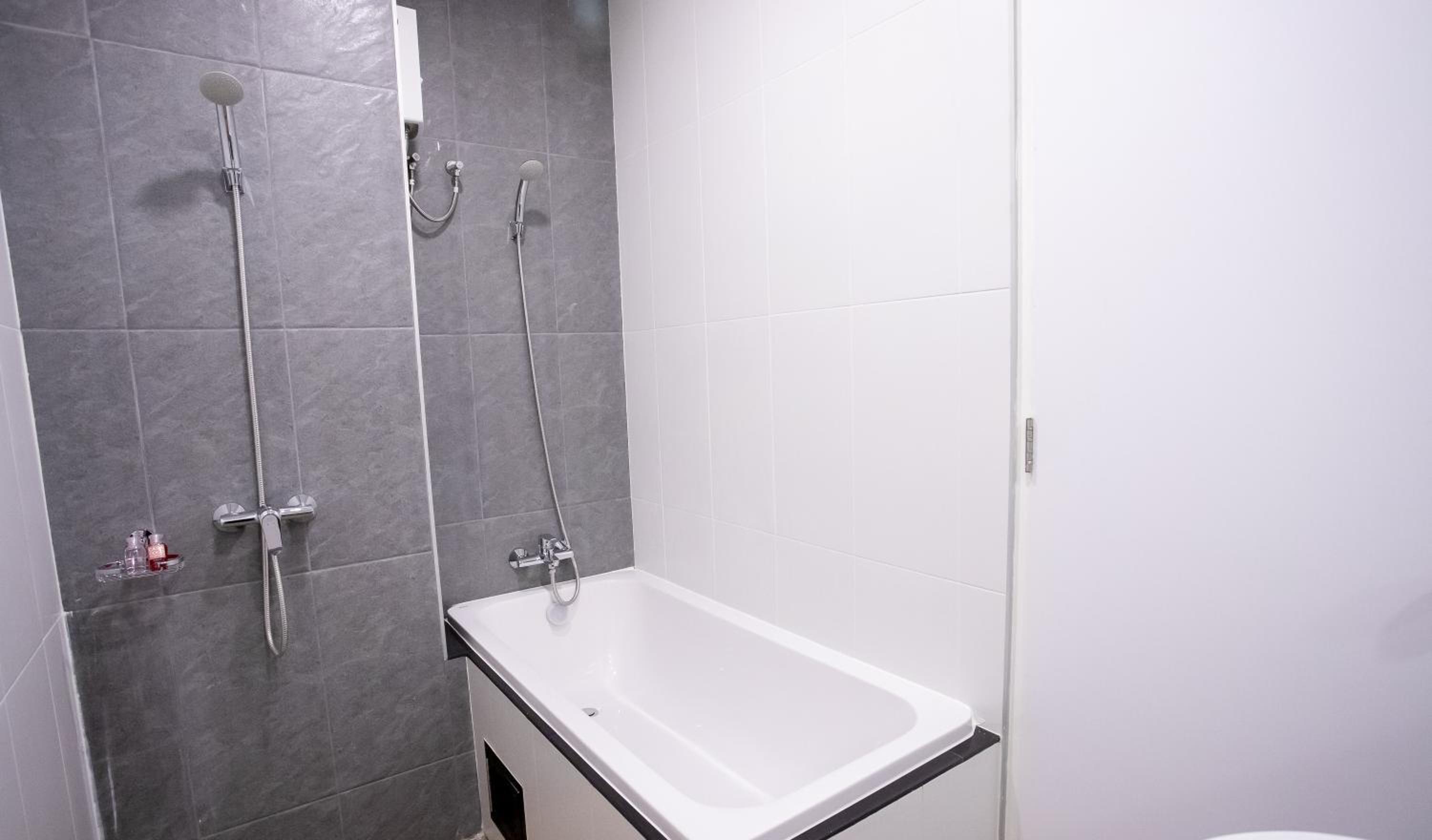 Standard Double Room - Photo 21