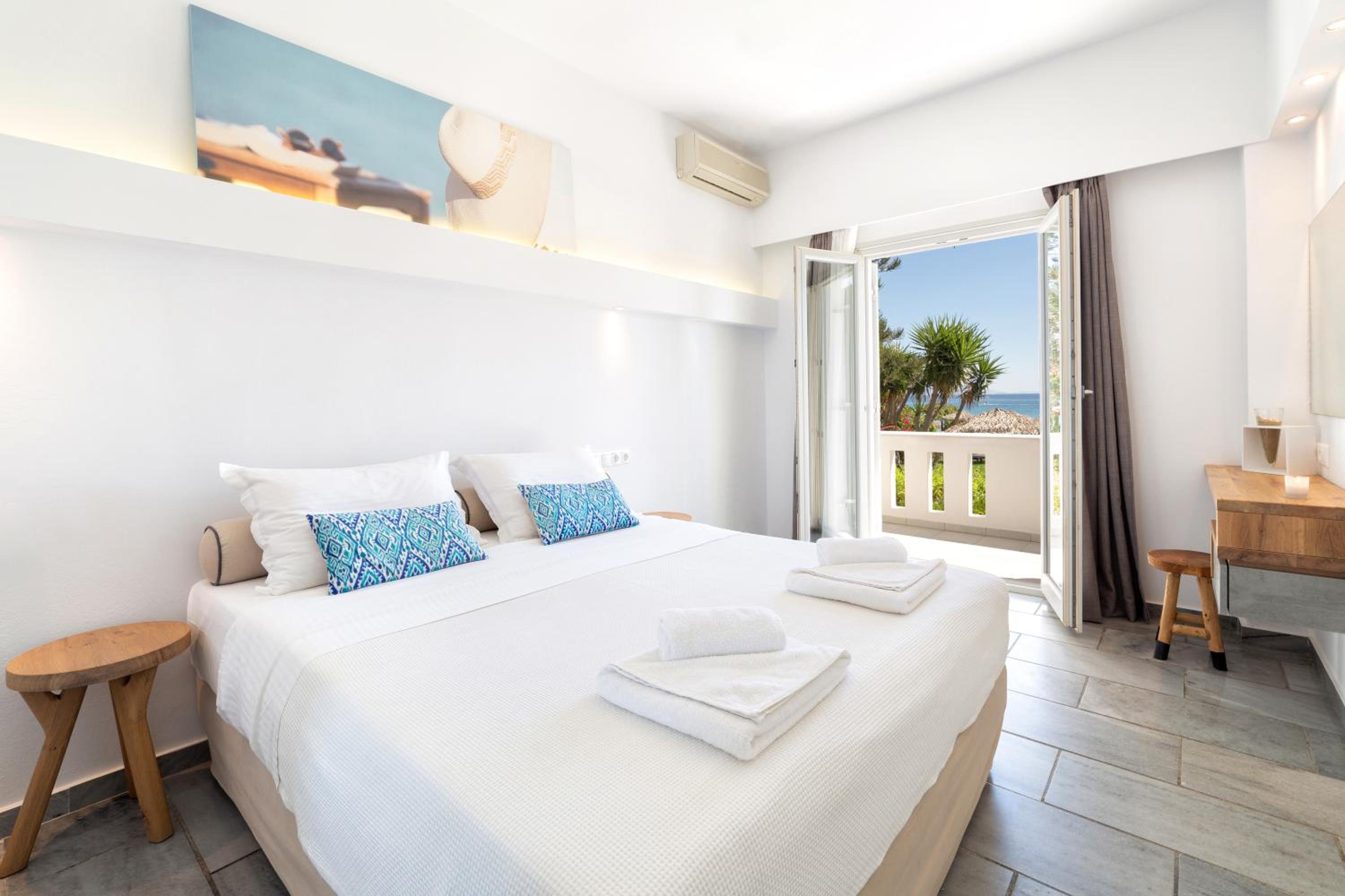 Superior Double or Twin Room with Sea View - Photo 4