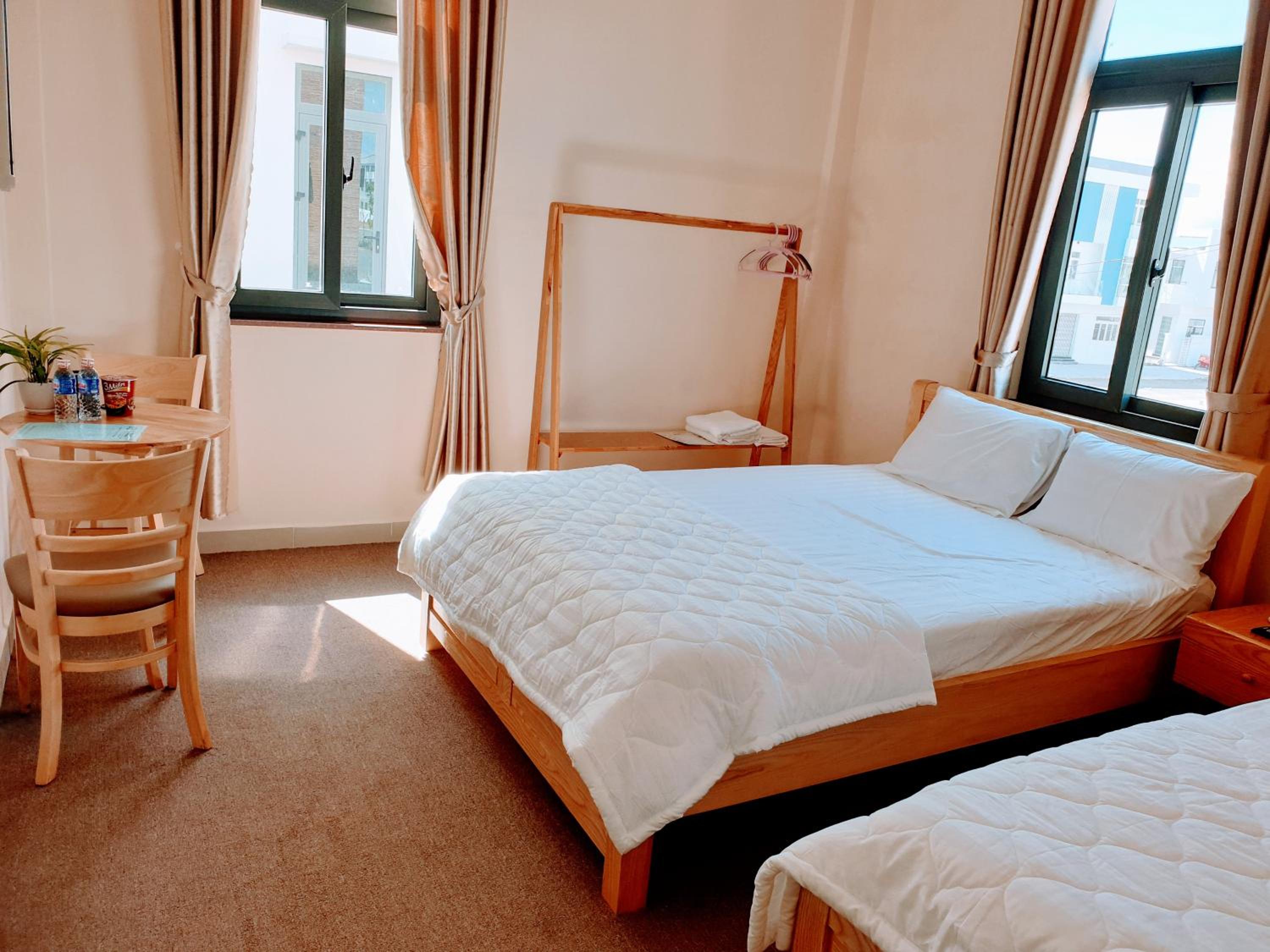 Quadruple Room with Garden View - Photo 9