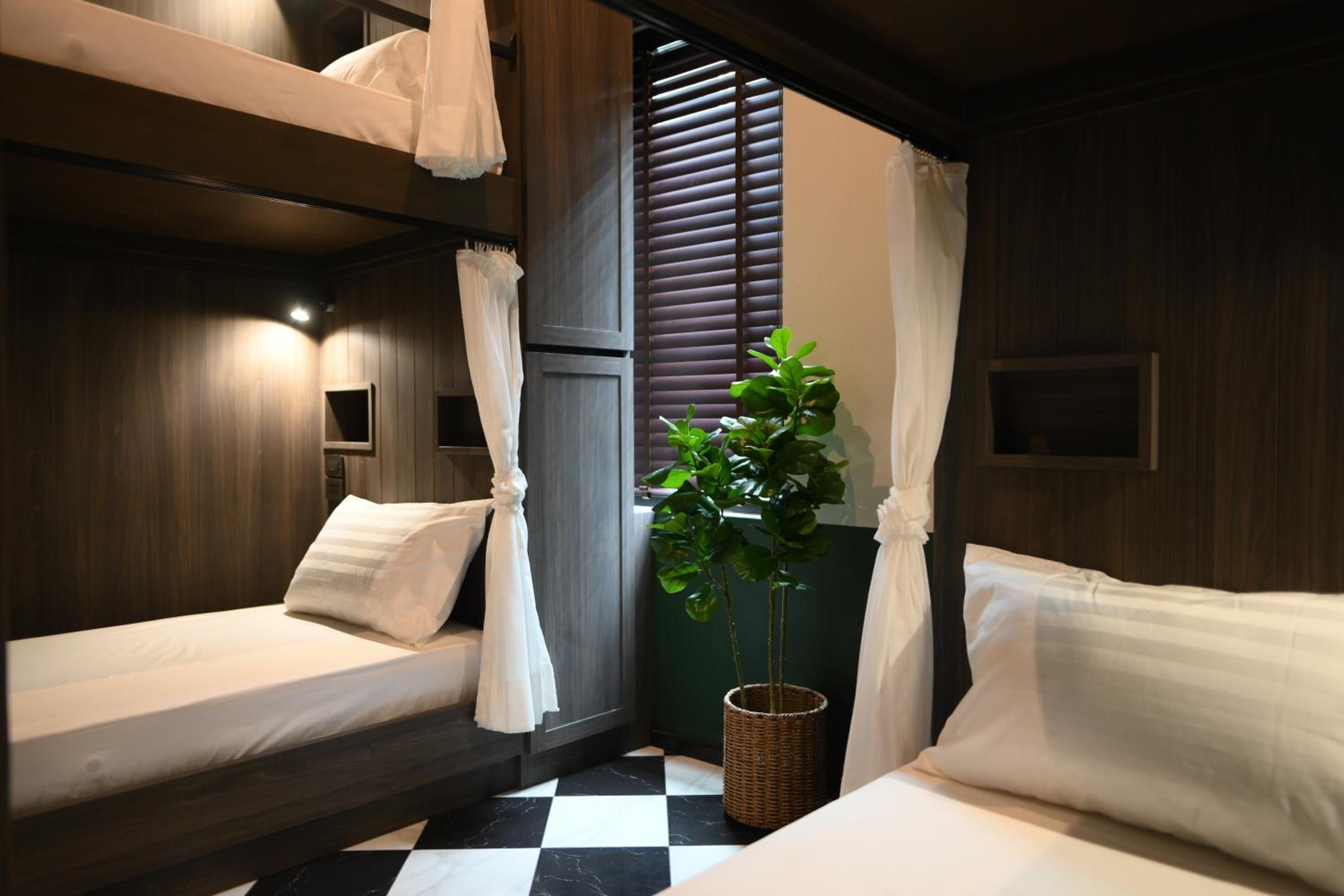 Deluxe Quadruple Room photo 2