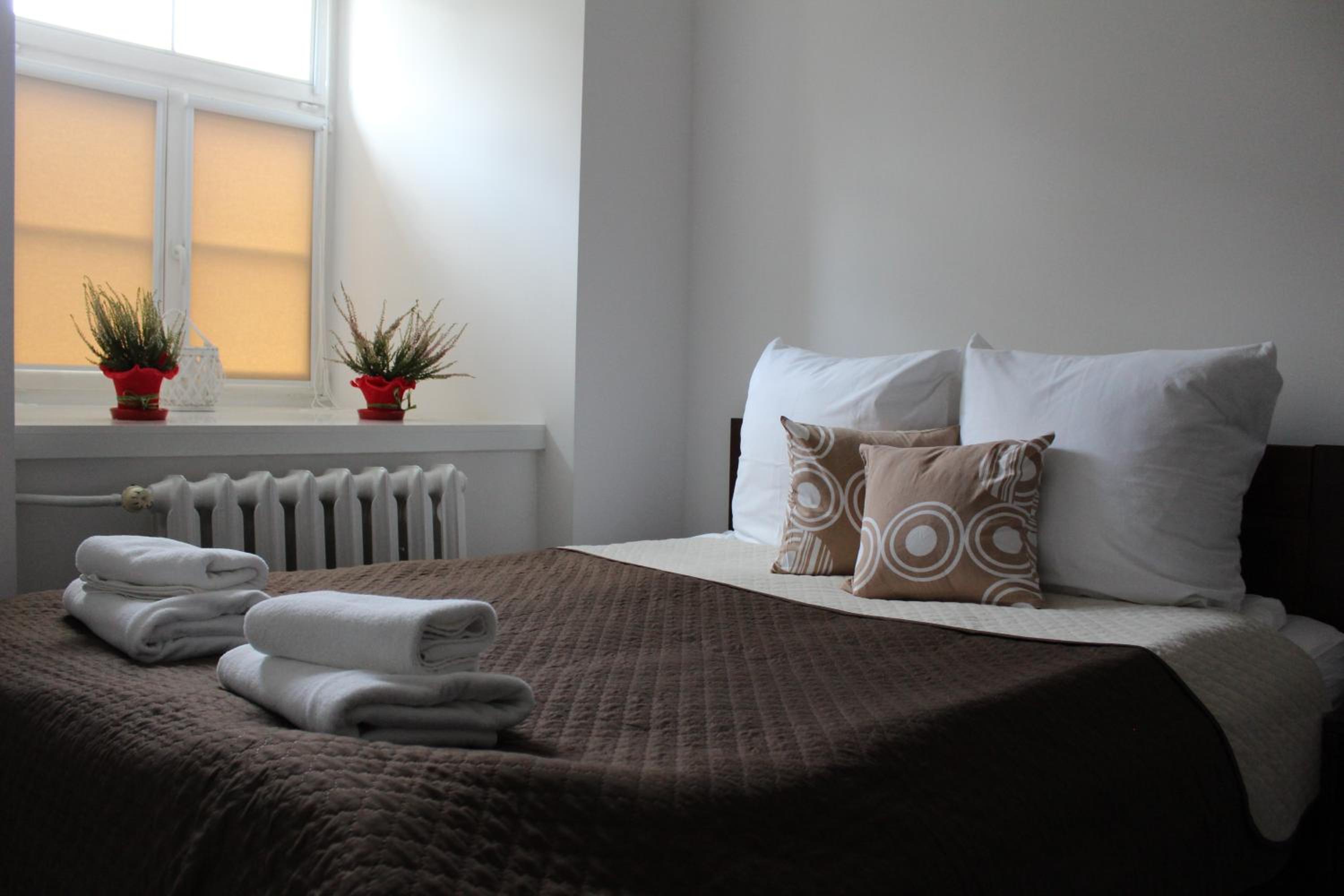 One-Bedroom Apartment - Photo 8