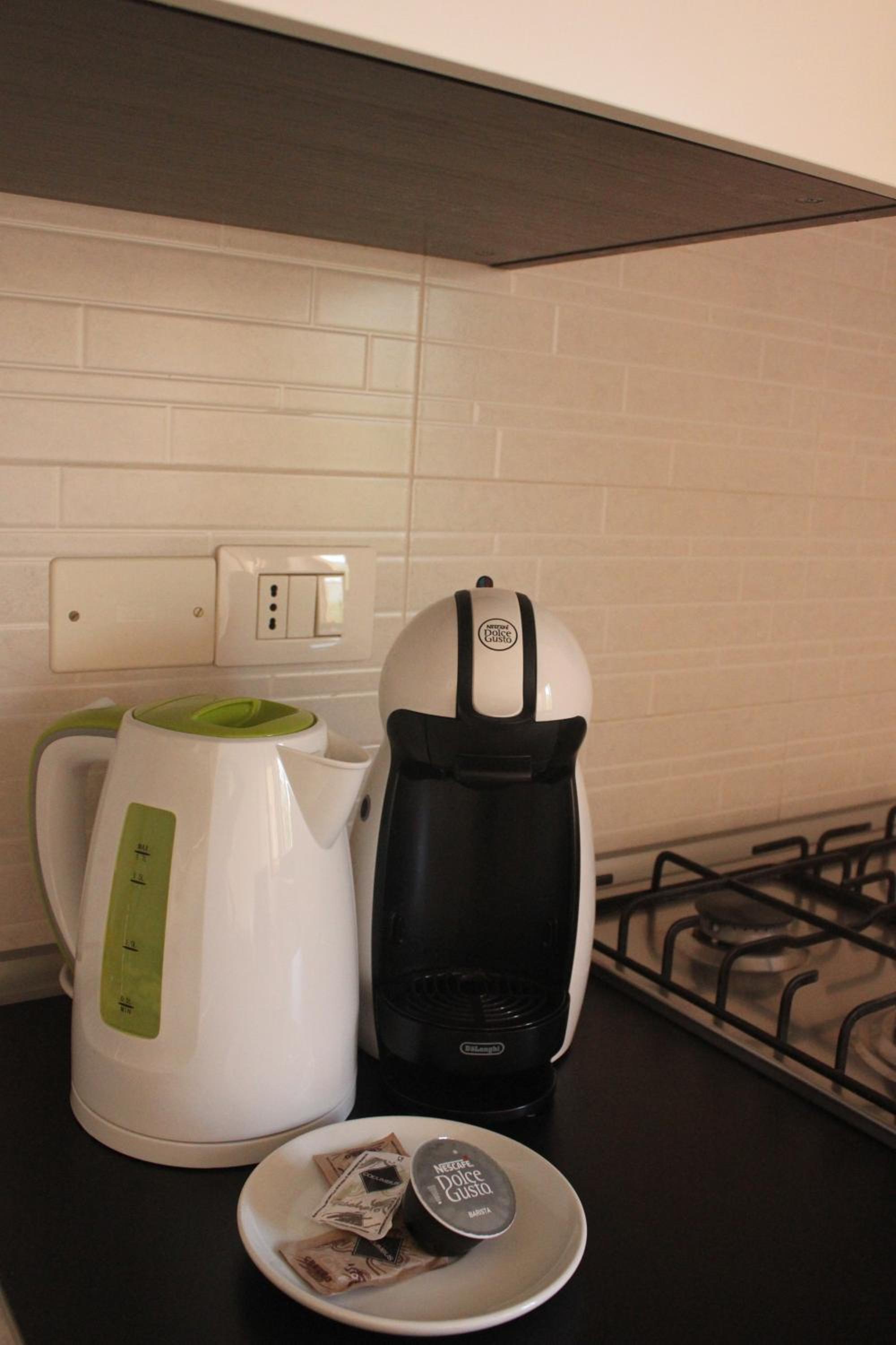Deluxe Double or Twin Room - Photo 10