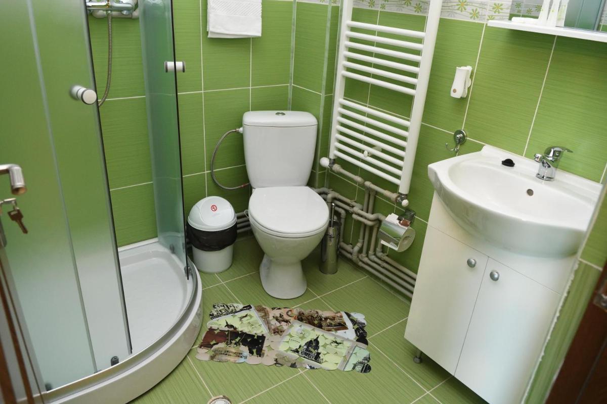 Deluxe King Room photo 3