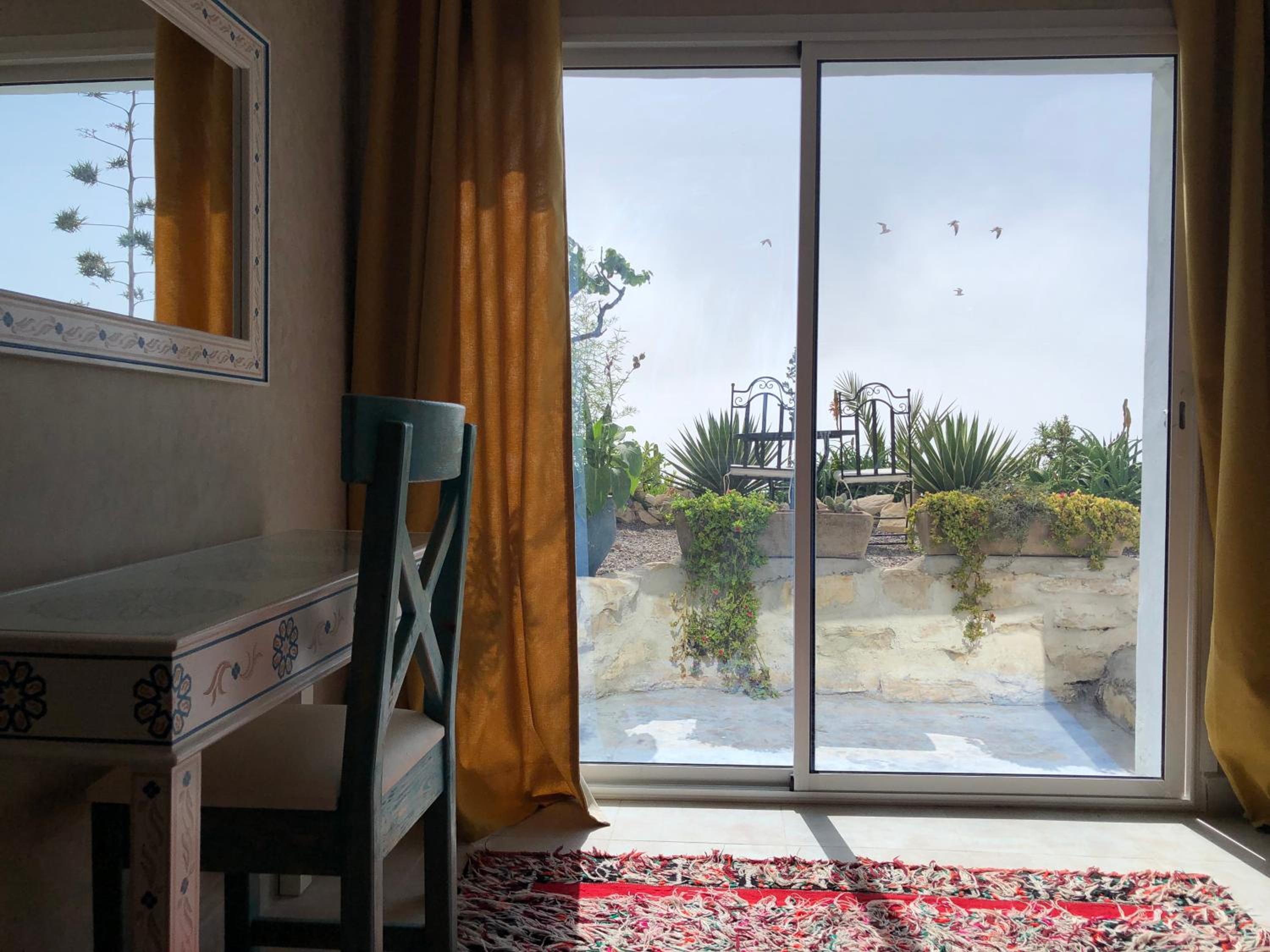 Family Room with Sea View photo 3