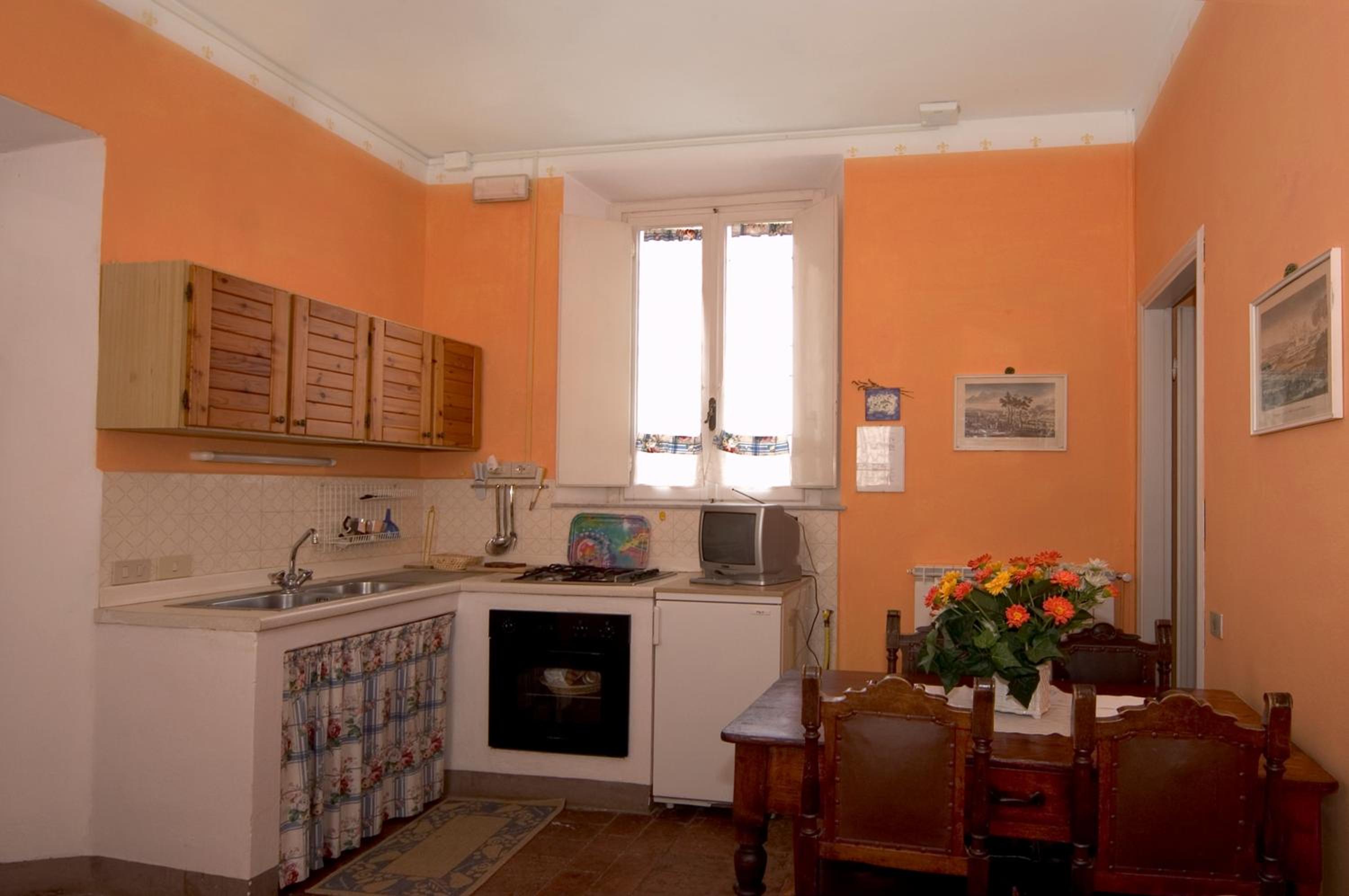 One-Bedroom Apartment - Photo 5