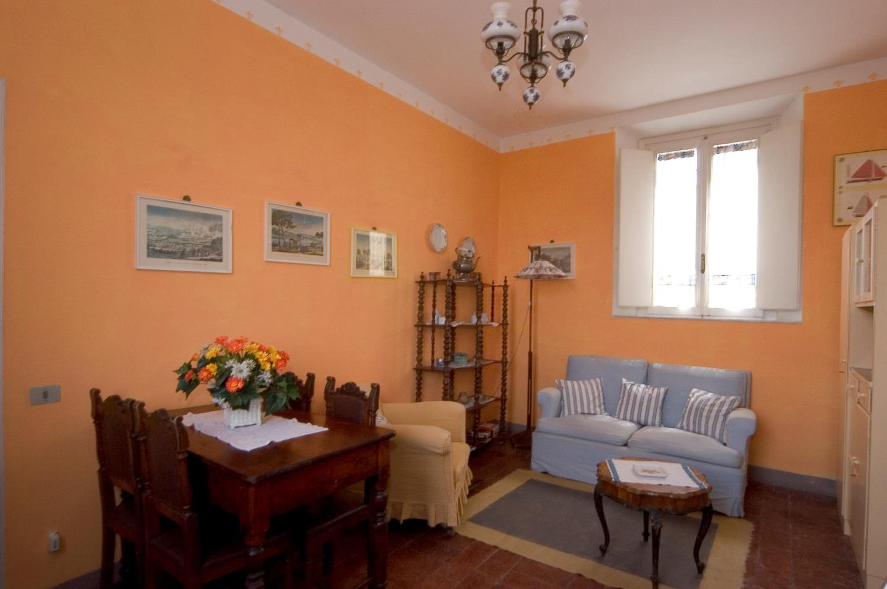 One-Bedroom Apartment - Photo 6