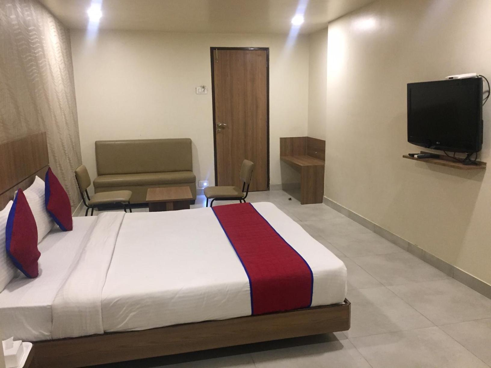 Deluxe Double Room photo 3