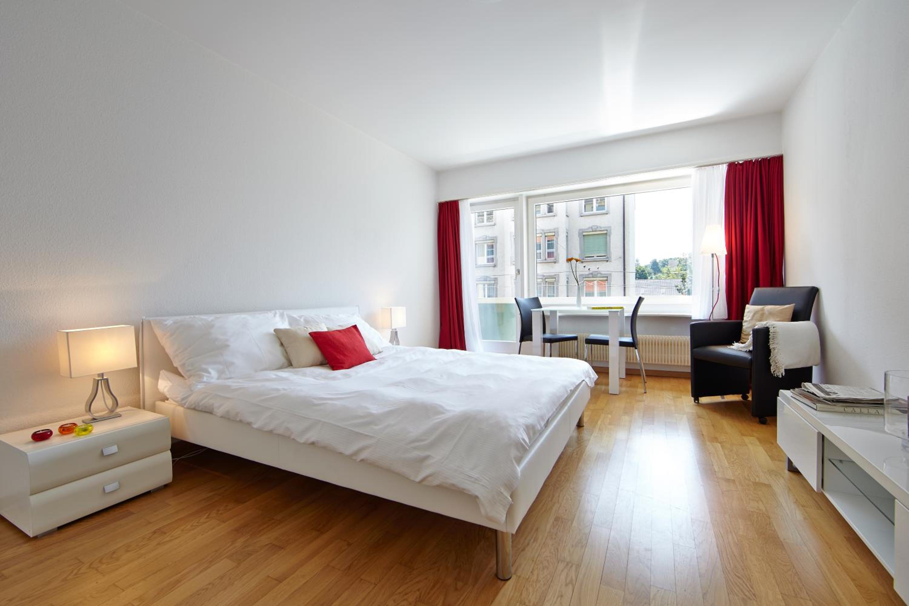 Studio Apartment