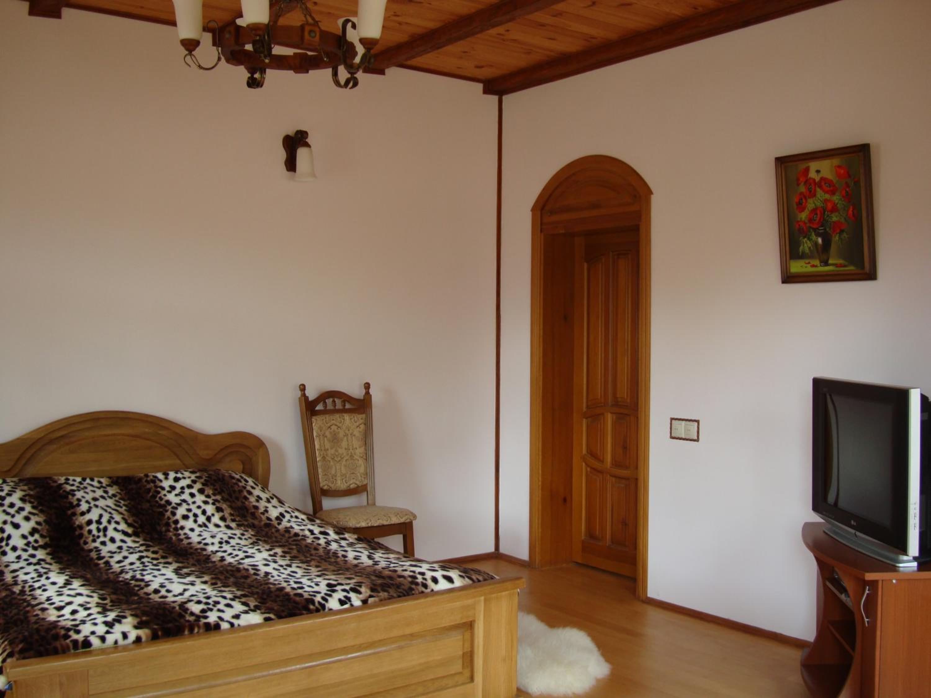 Four-Bedroom House photo 2