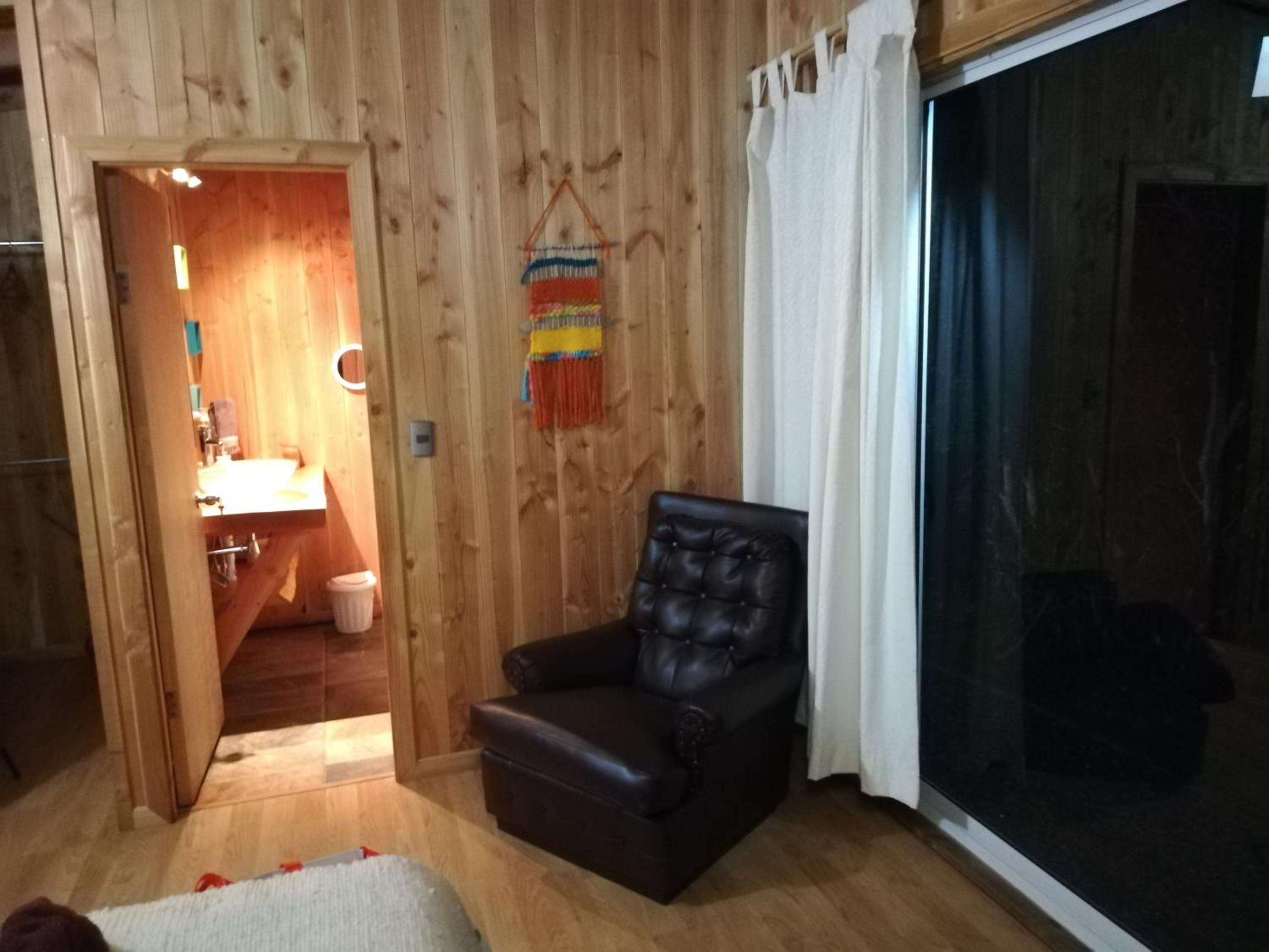 Two-Bedroom House photo 3