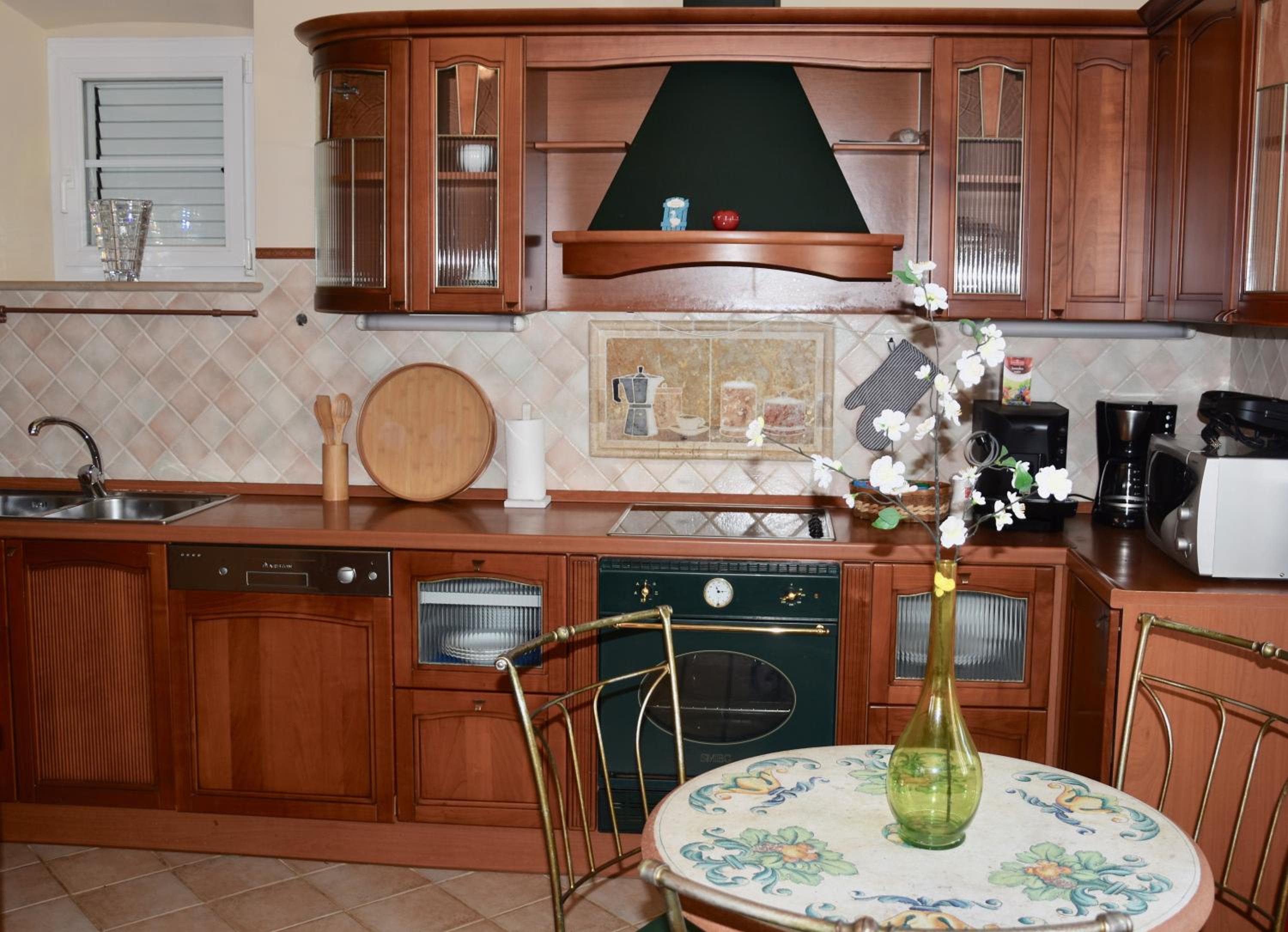Four-Bedroom Vacation Home photo 3