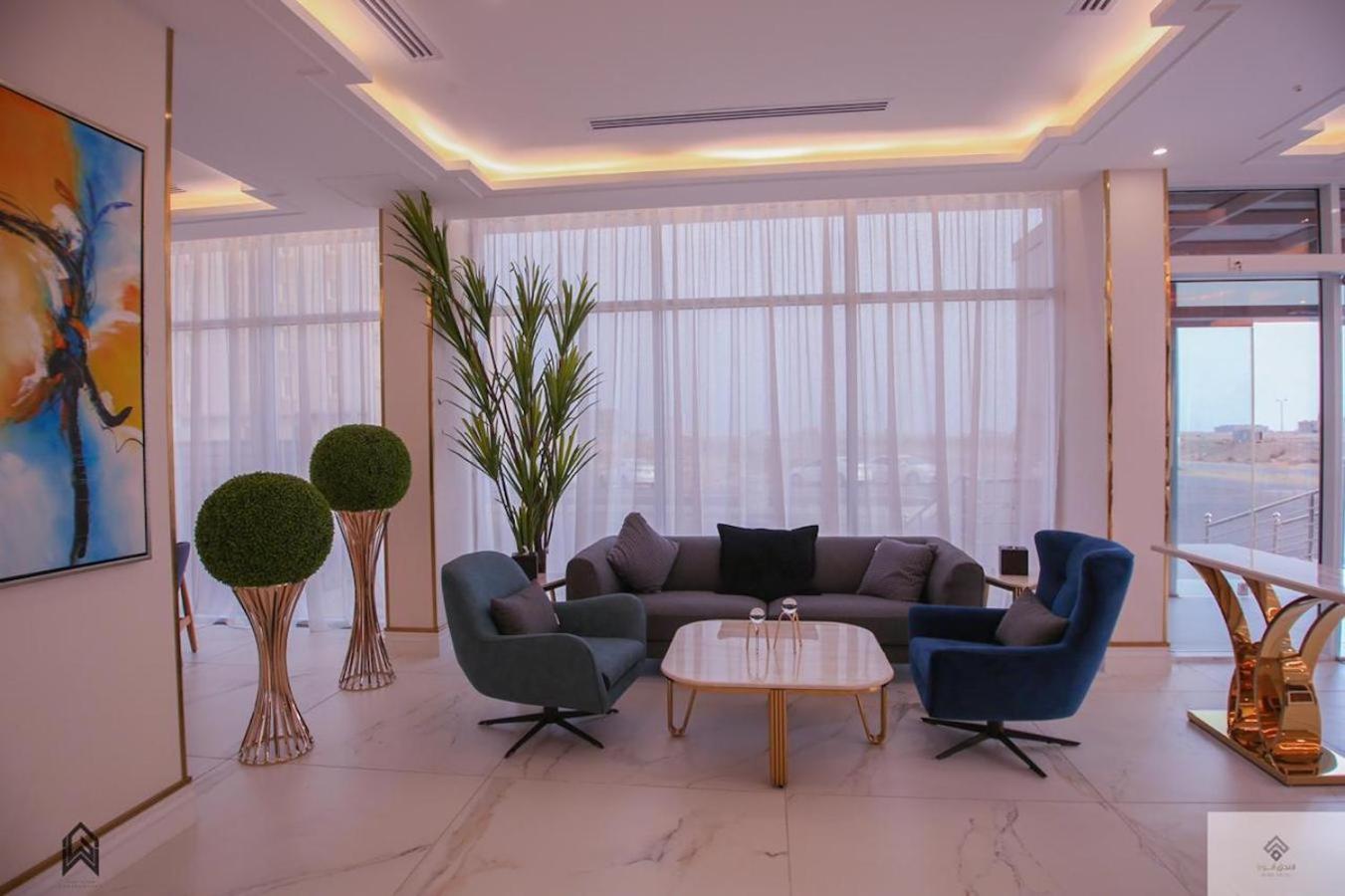 Deluxe Suite - Photo 2
